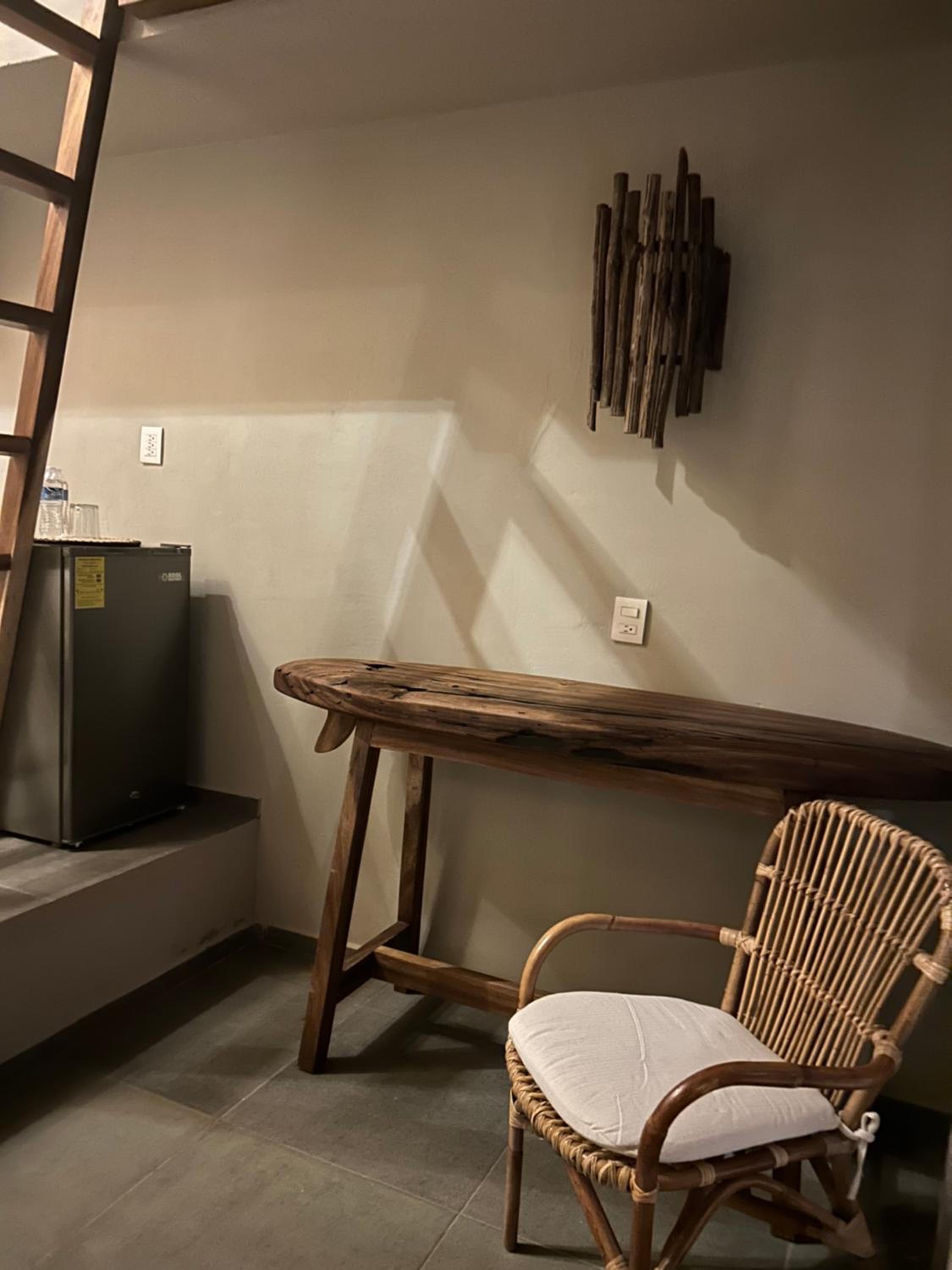 Deluxe Suite - Photo 15