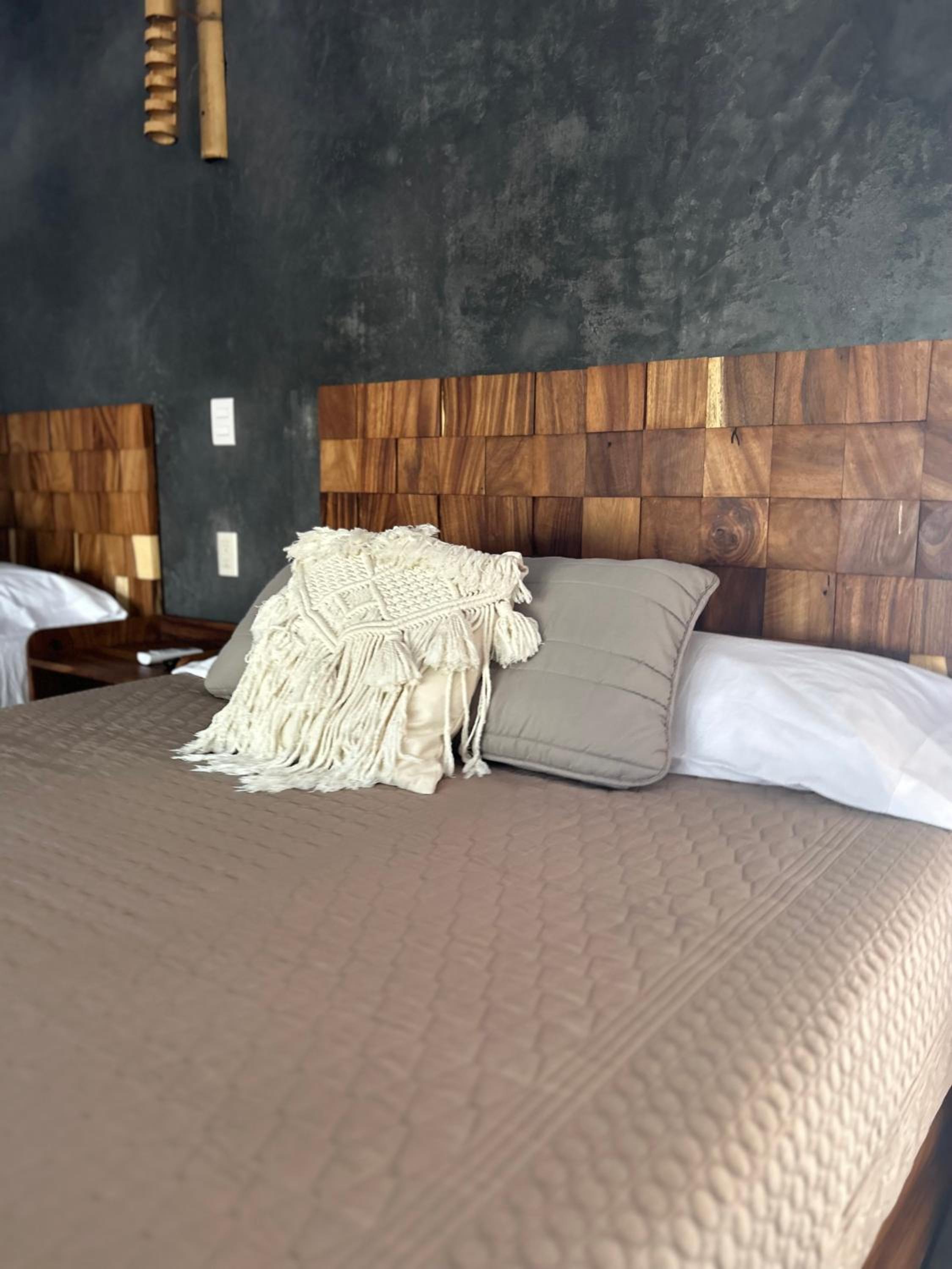 Junior Suite with Private Pool - Photo 6
