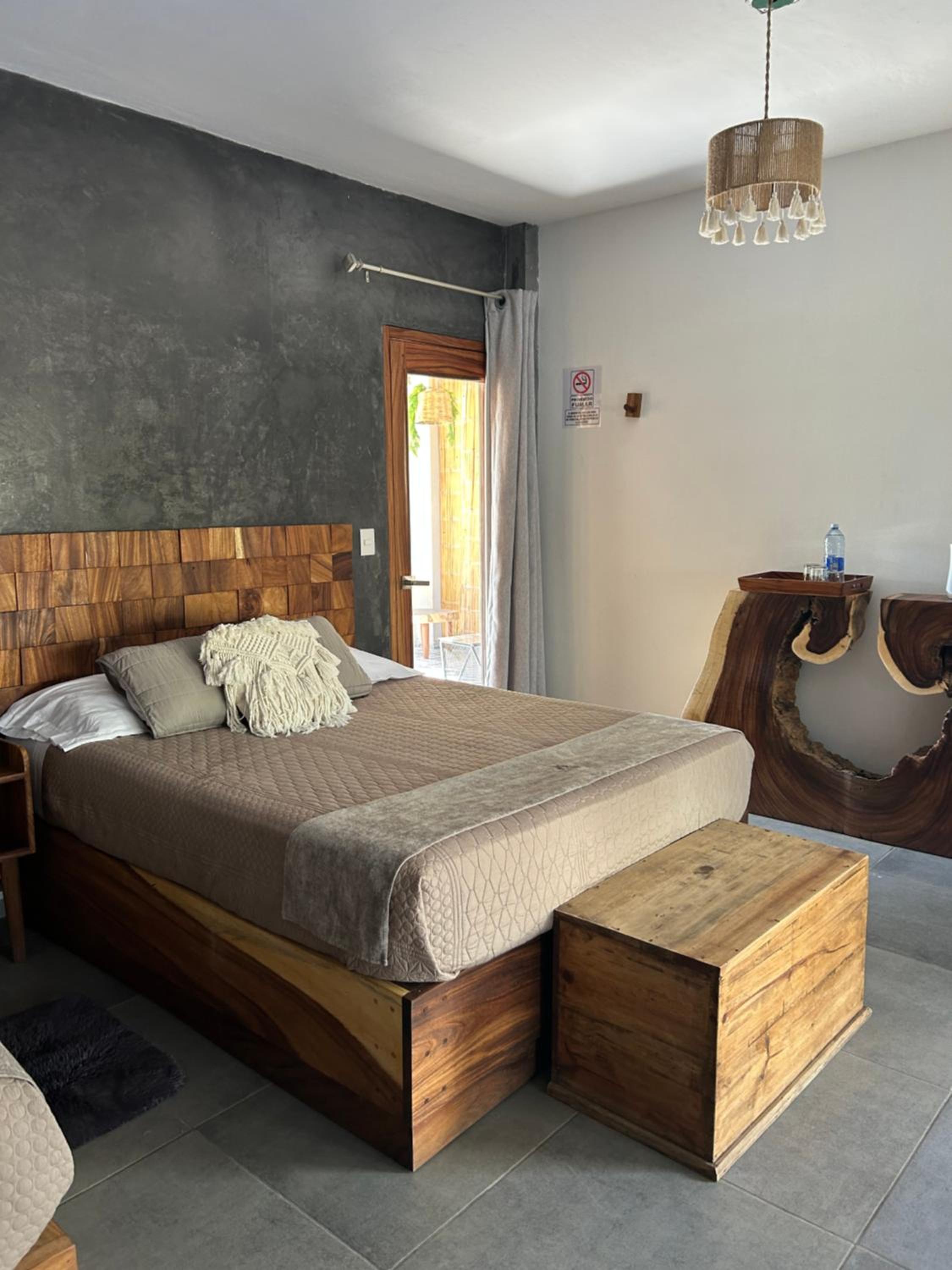 Junior Suite with Private Pool - Photo 9