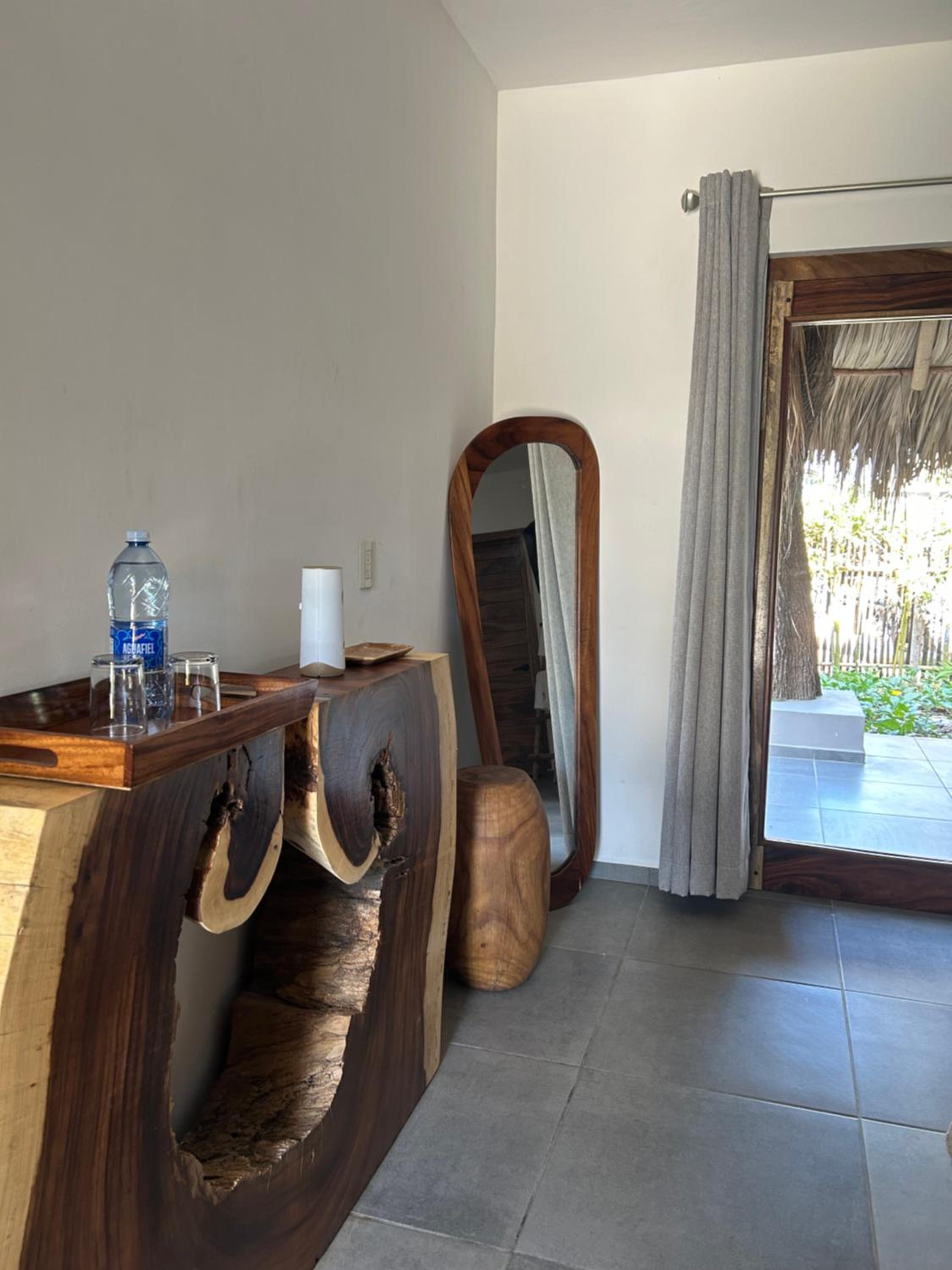 Junior Suite with Private Pool - Photo 20