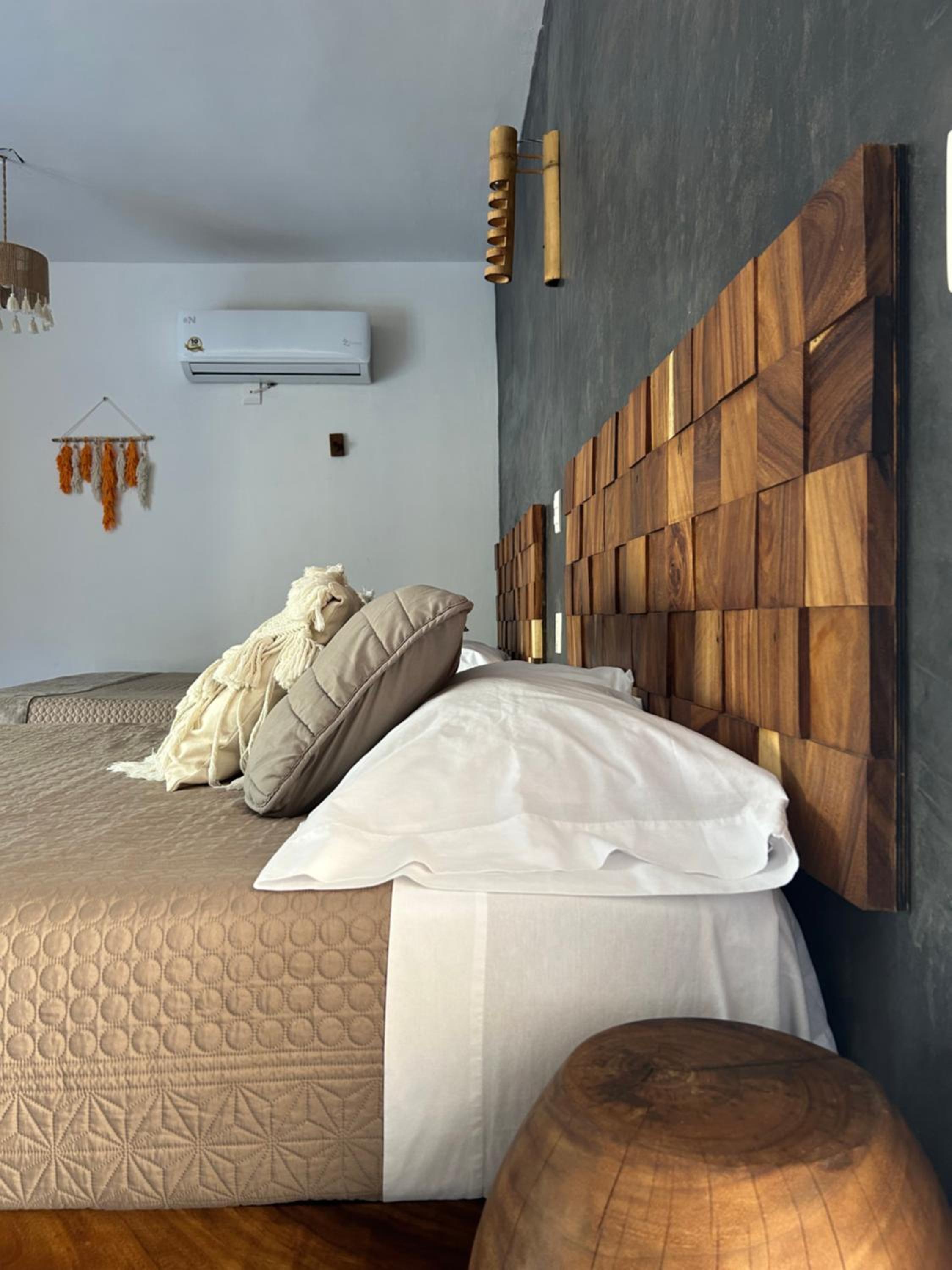 Junior Suite with Private Pool - Photo 18