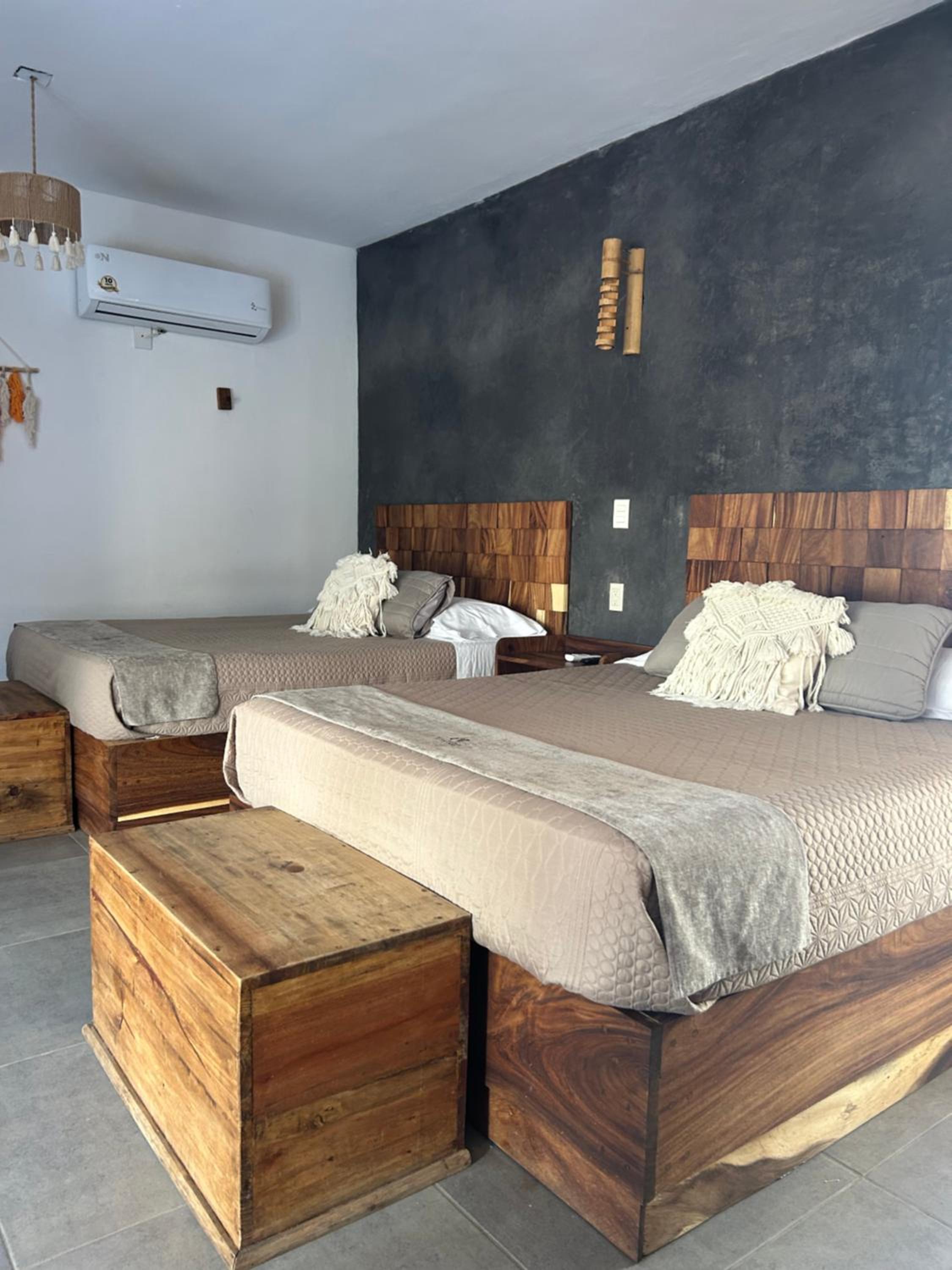 Junior Suite with Private Pool - Photo 27