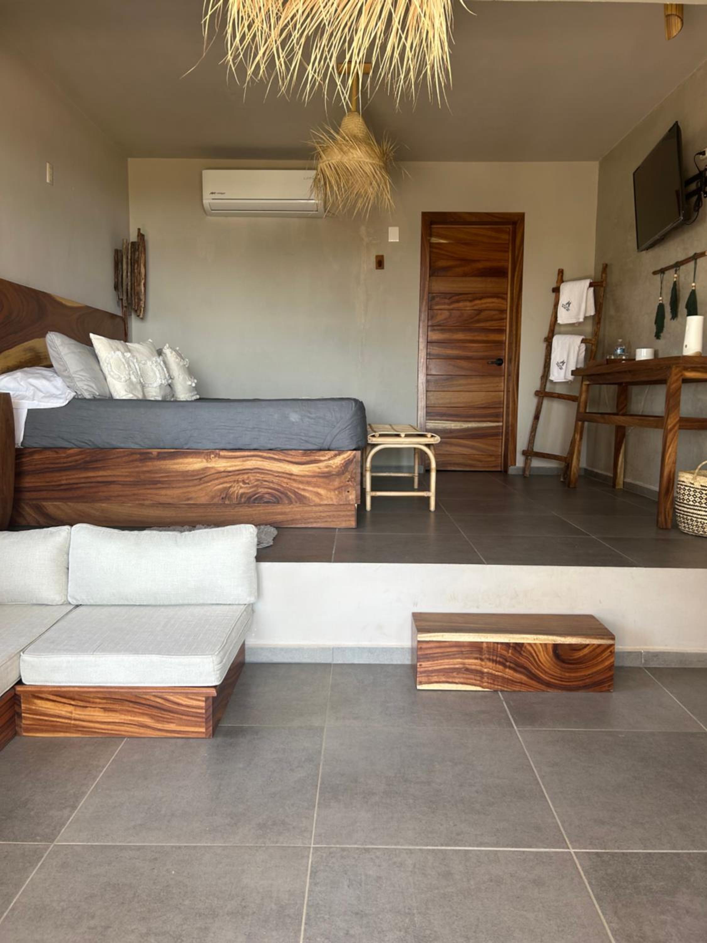 King Suite with Ocean View - Photo 1