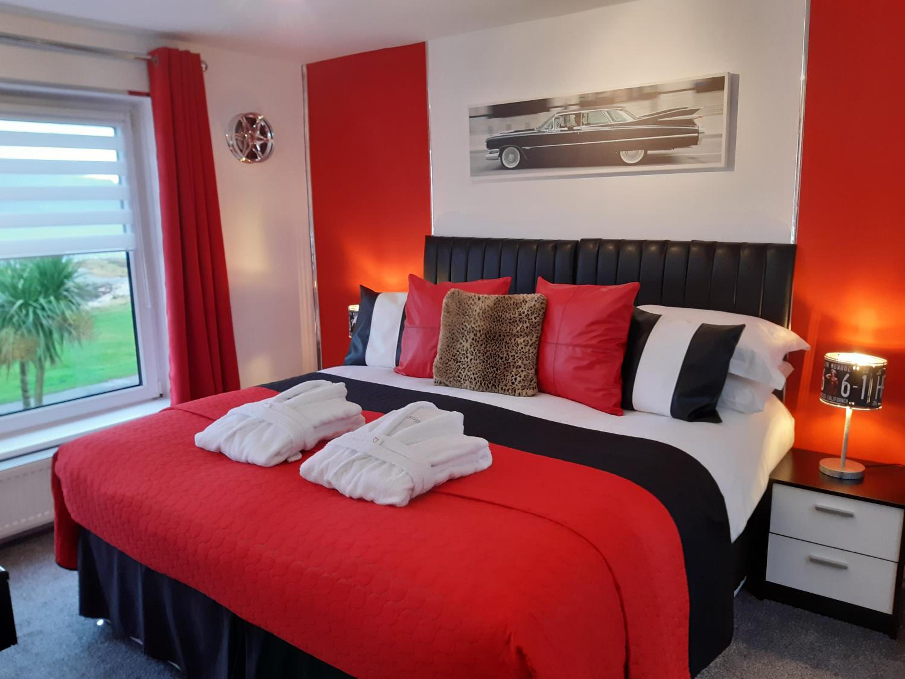 King Room with Sea View - Photo 1