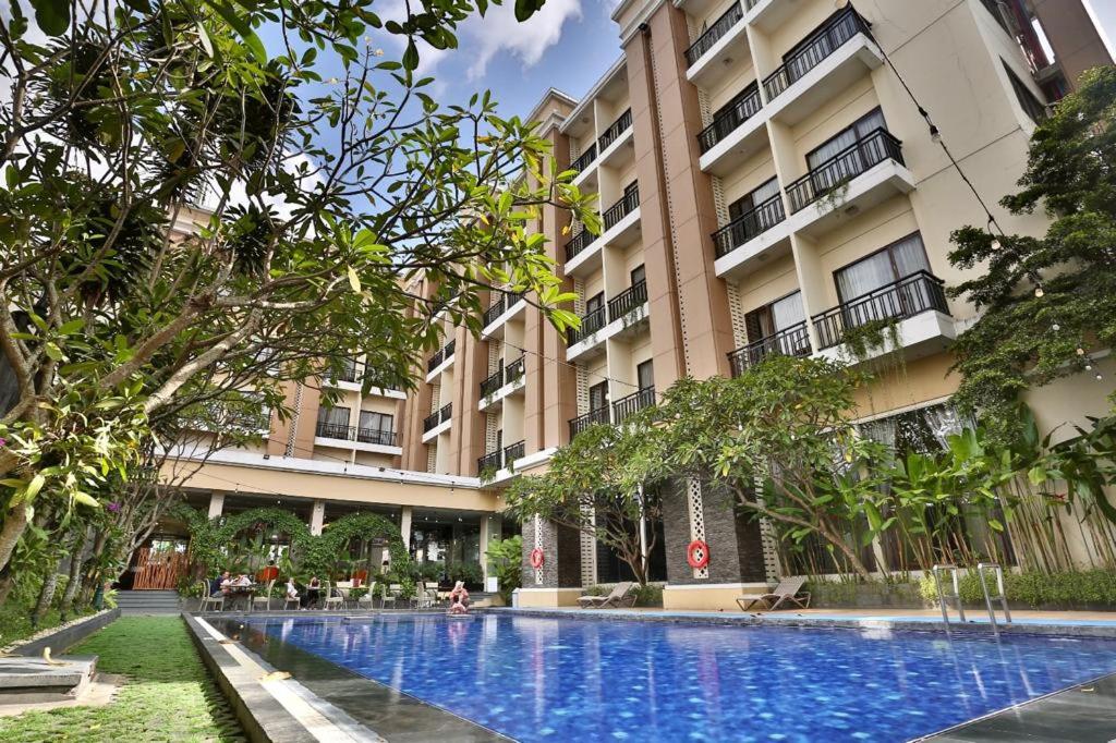 Deluxe Double or Twin Room with Balcony photo 3