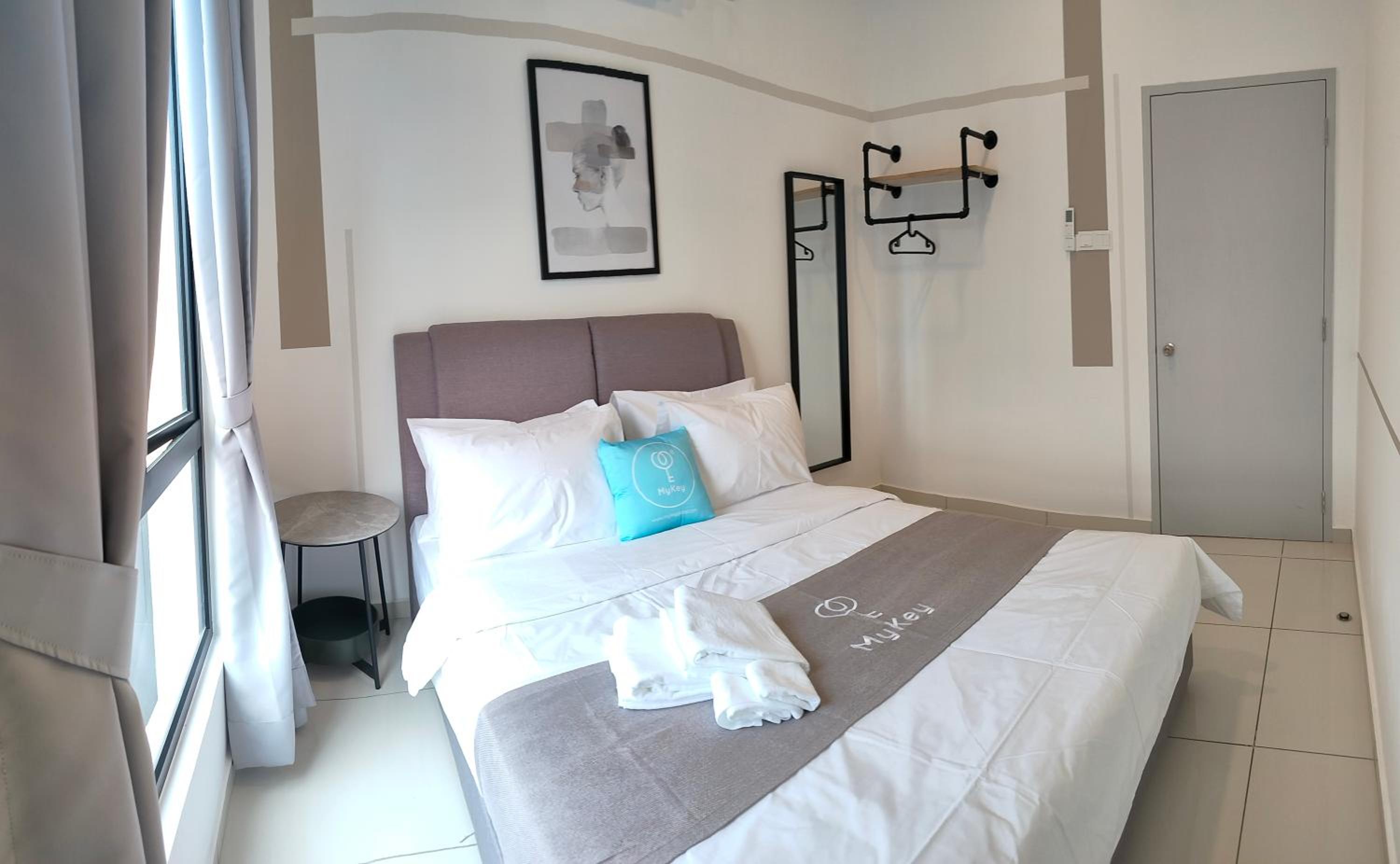Compact Living 3 Bedroom Suites - Photo 1