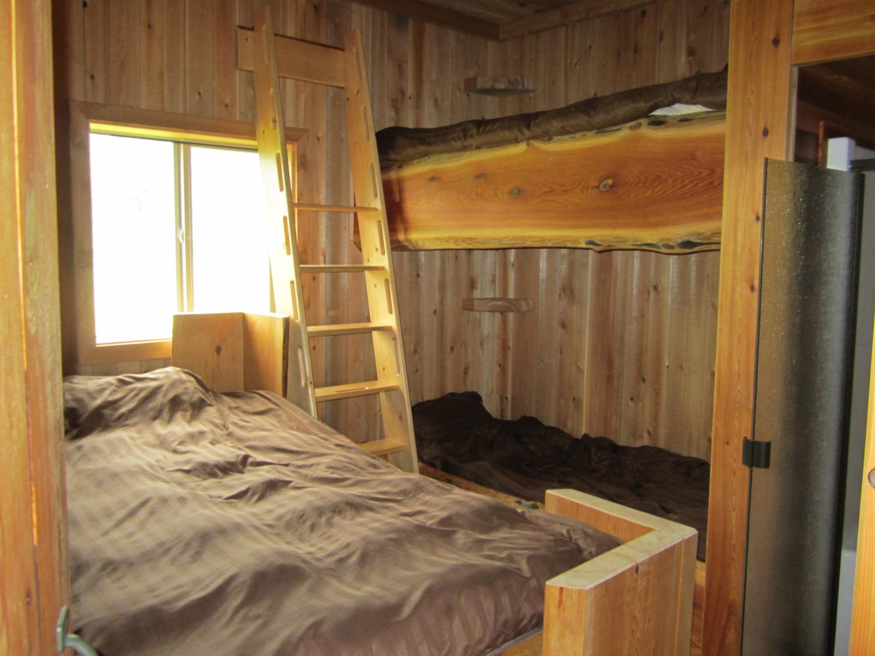 Cottage with External Bathroom photo 1
