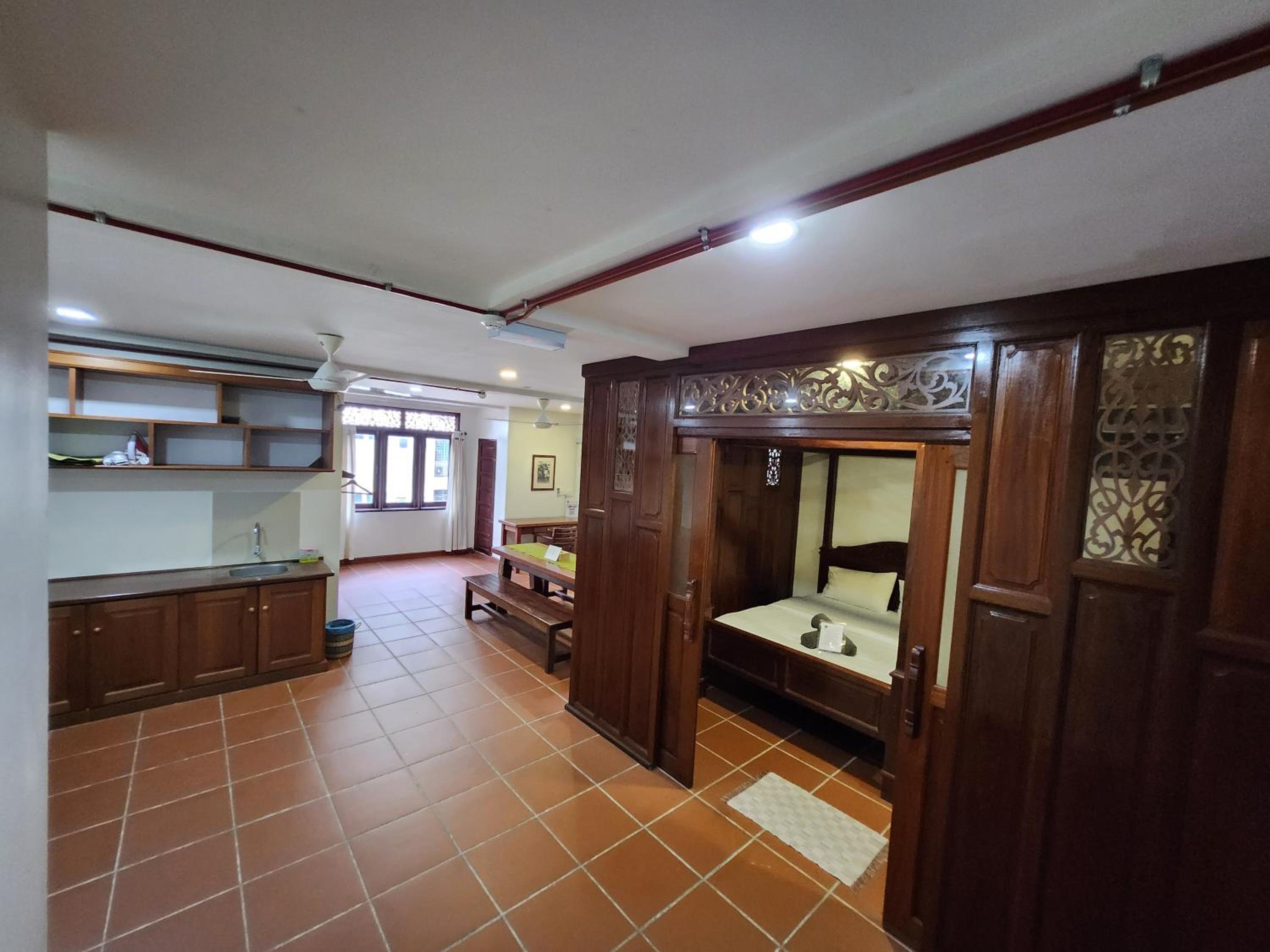 Deluxe Family Room
