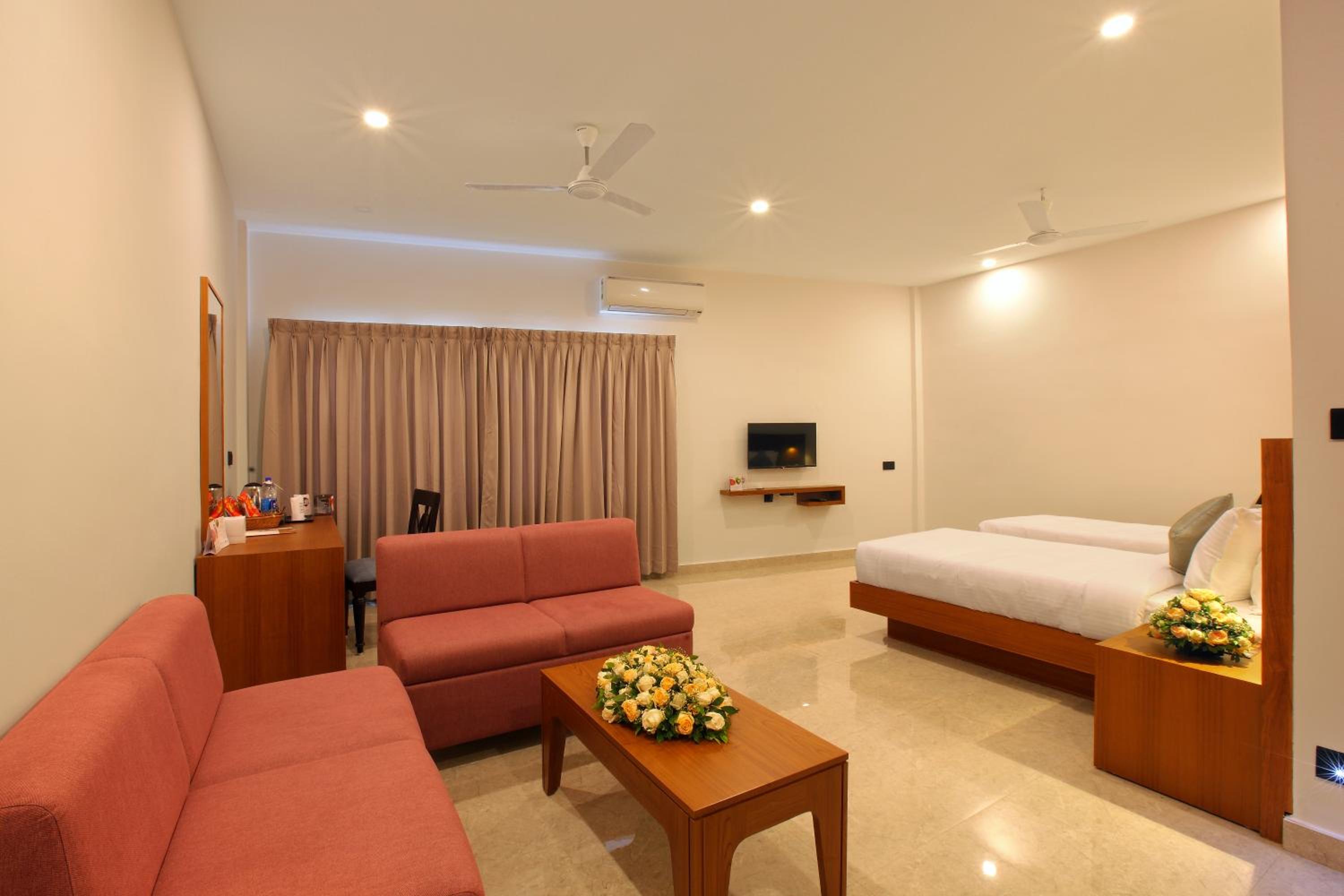 Standard Twin Room photo 3