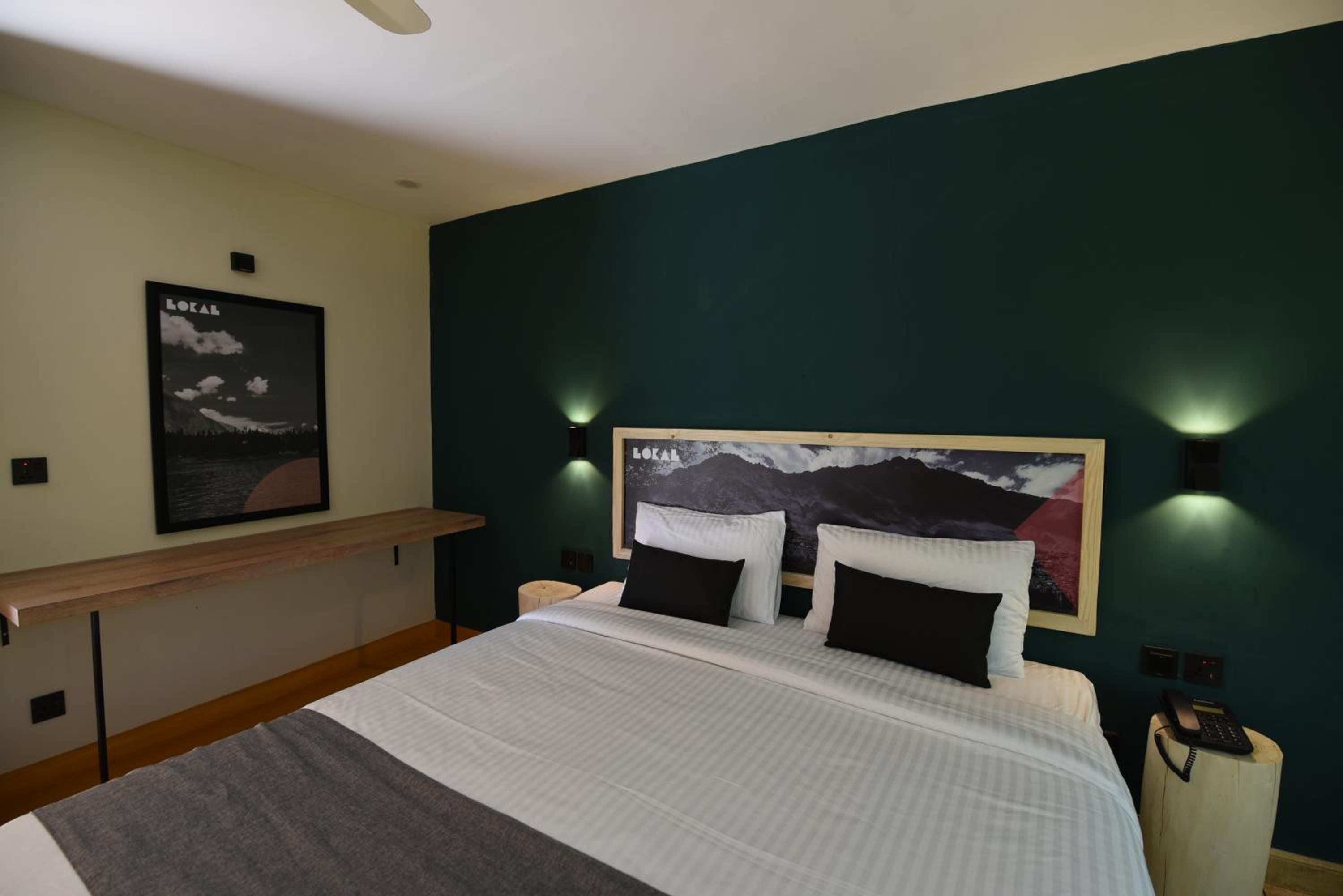 Deluxe Double Room photo 2