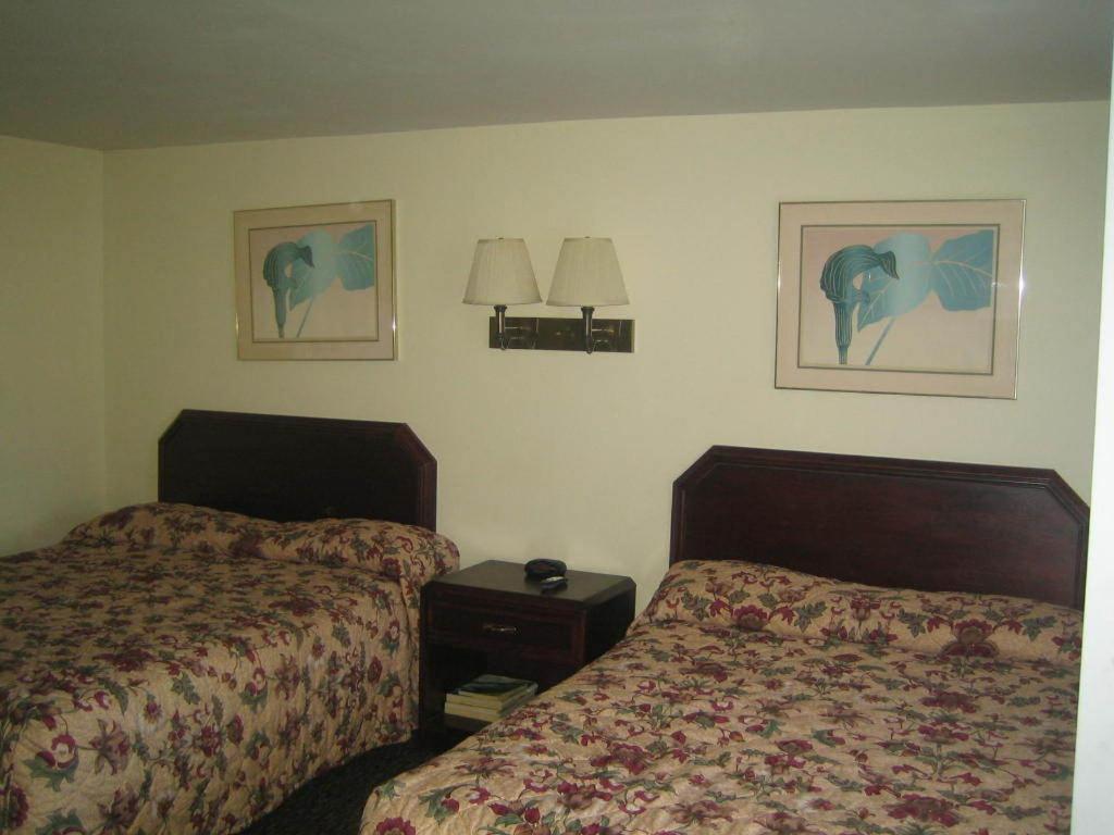 Double Room with Two Double Beds photo 1