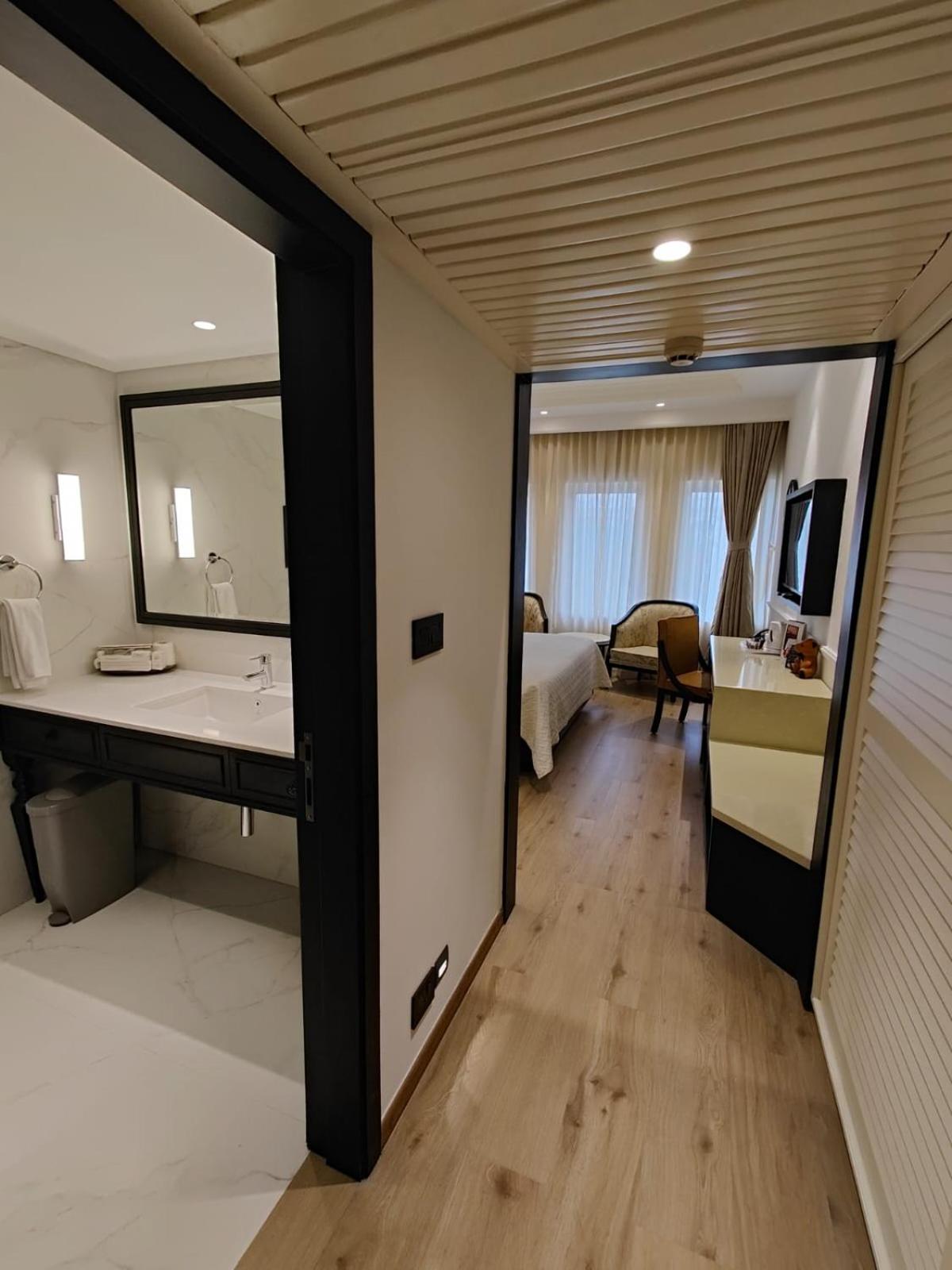 Club Room - Photo 20