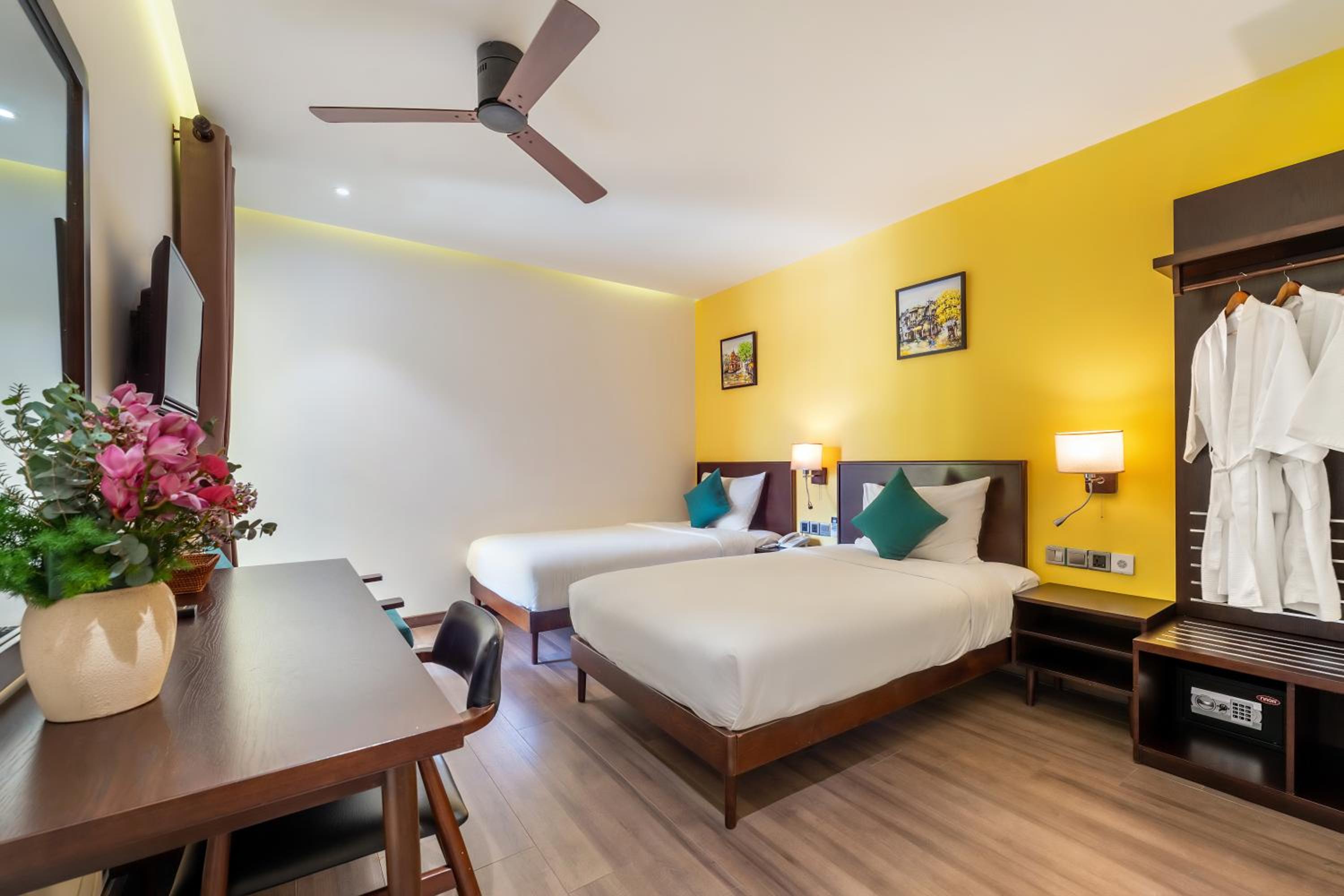 Superior Double or Twin Room - Photo 1