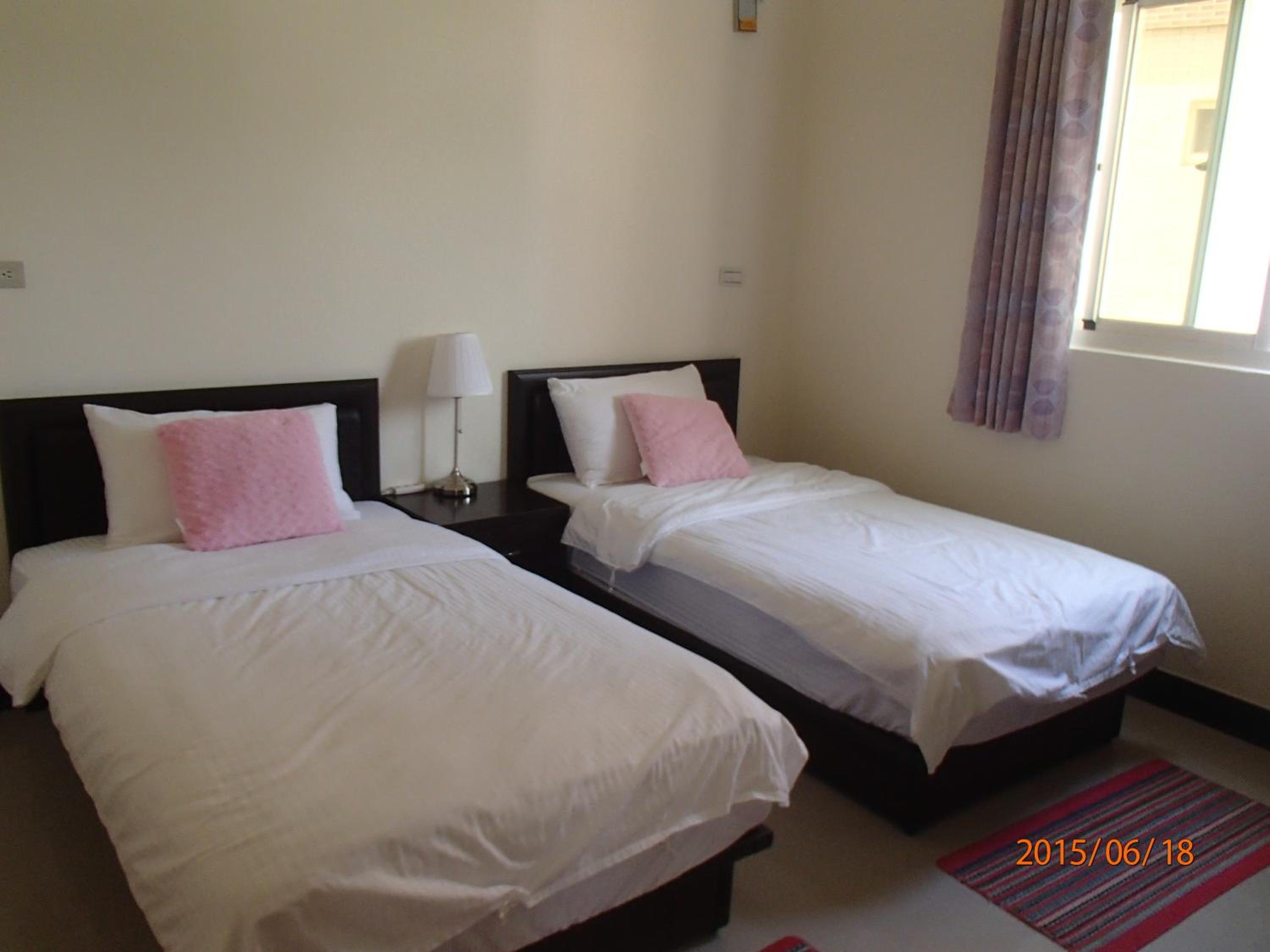 Double or Twin Room with Shared Bathroom photo 3