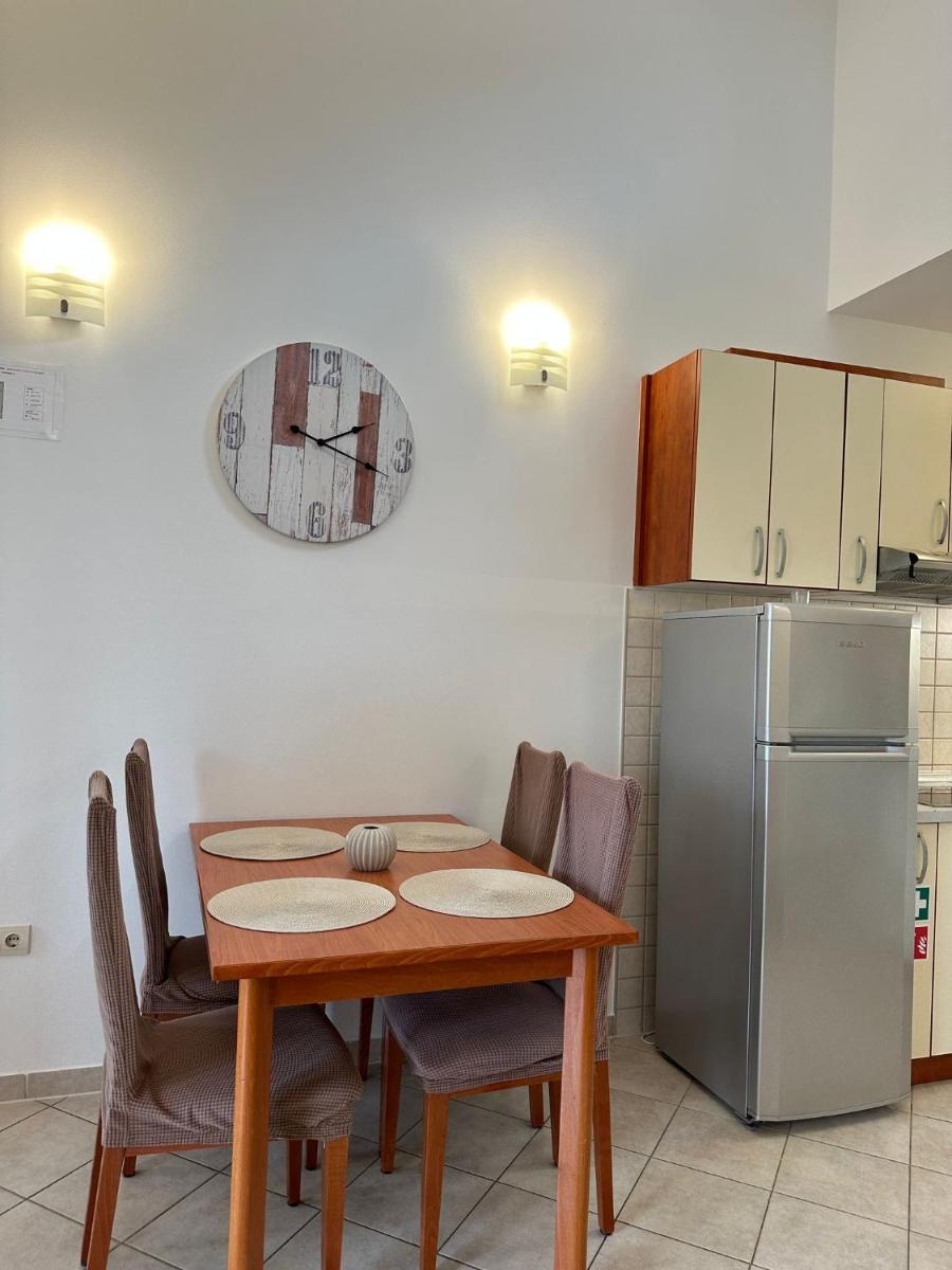 Deluxe Apartment - Photo 2