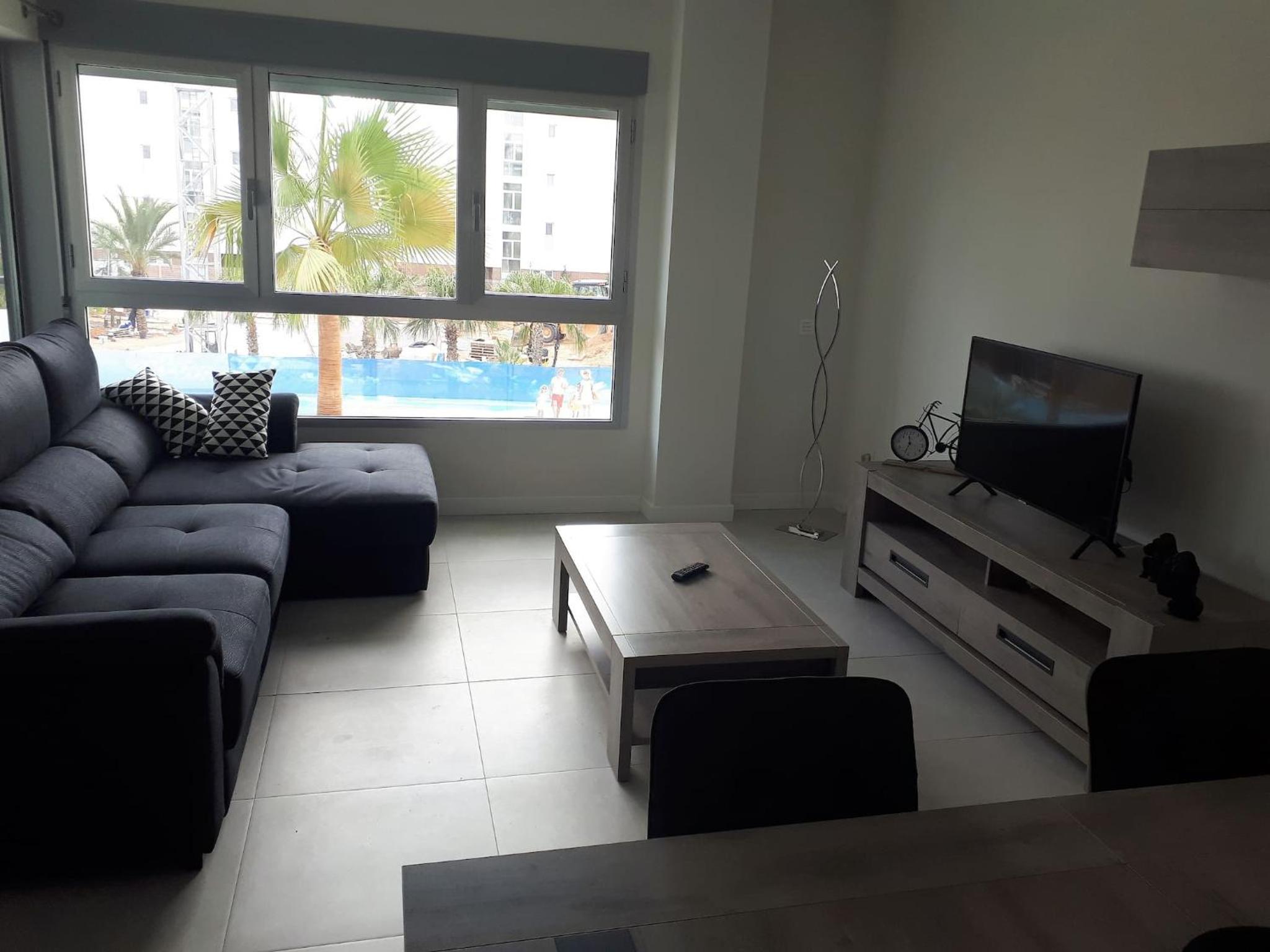 Apartamento con vista a la piscina