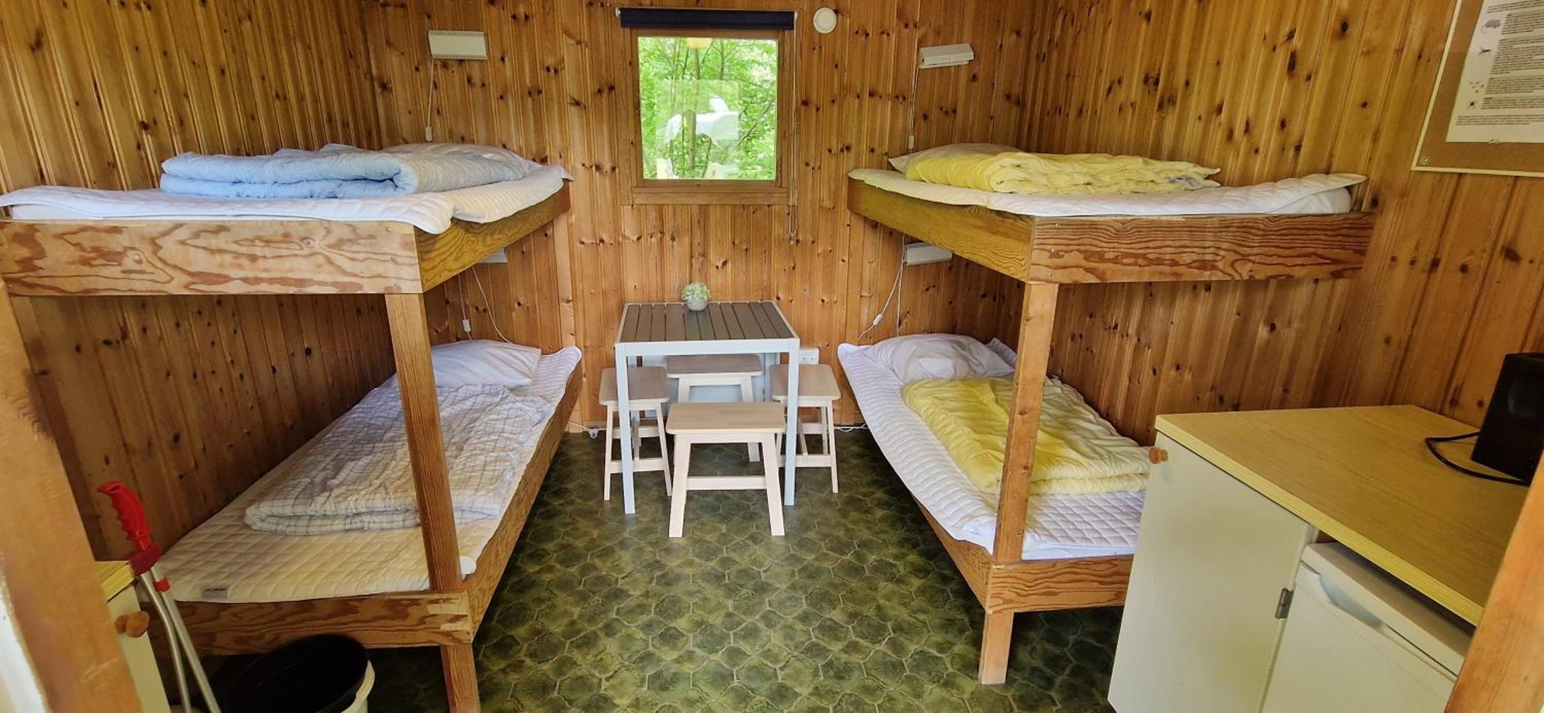 Economy Cottage (4 Adults)