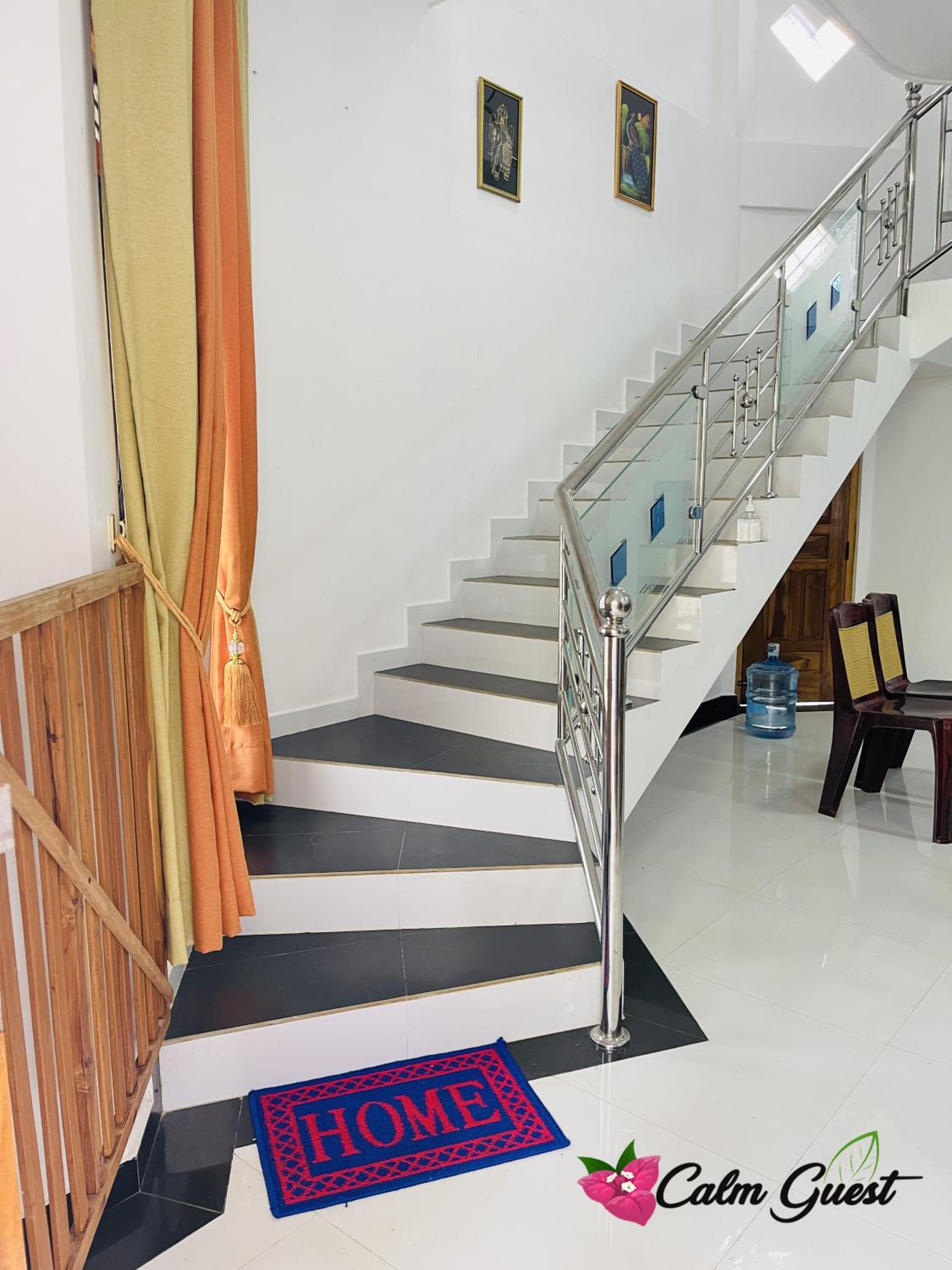 Villa photo 2