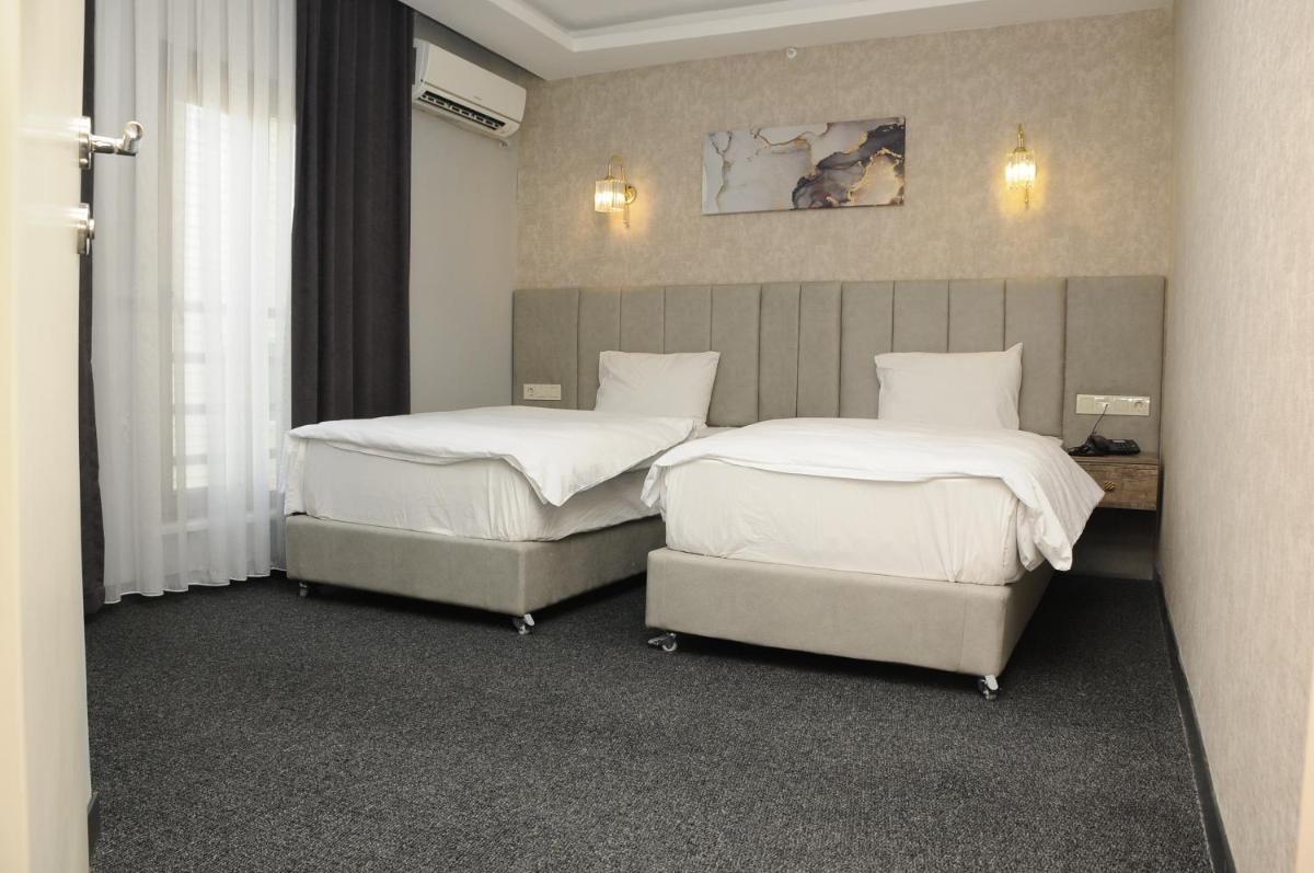 Deluxe Twin Room photo 2