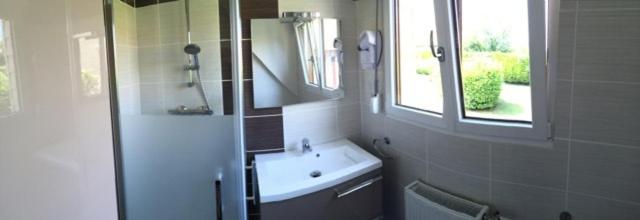 Cottage (4 Adults) photo 3