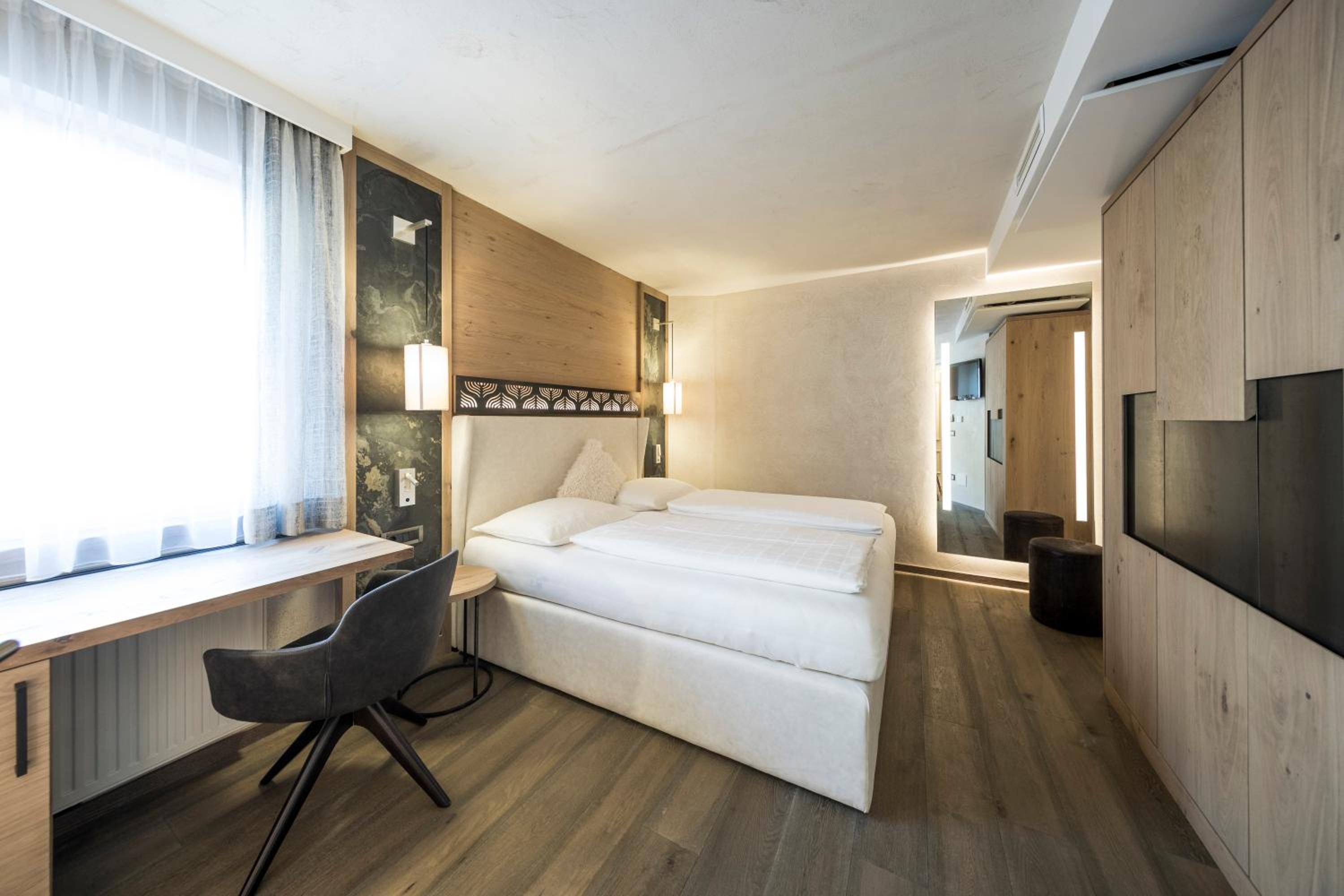 Small Double Room photo 1