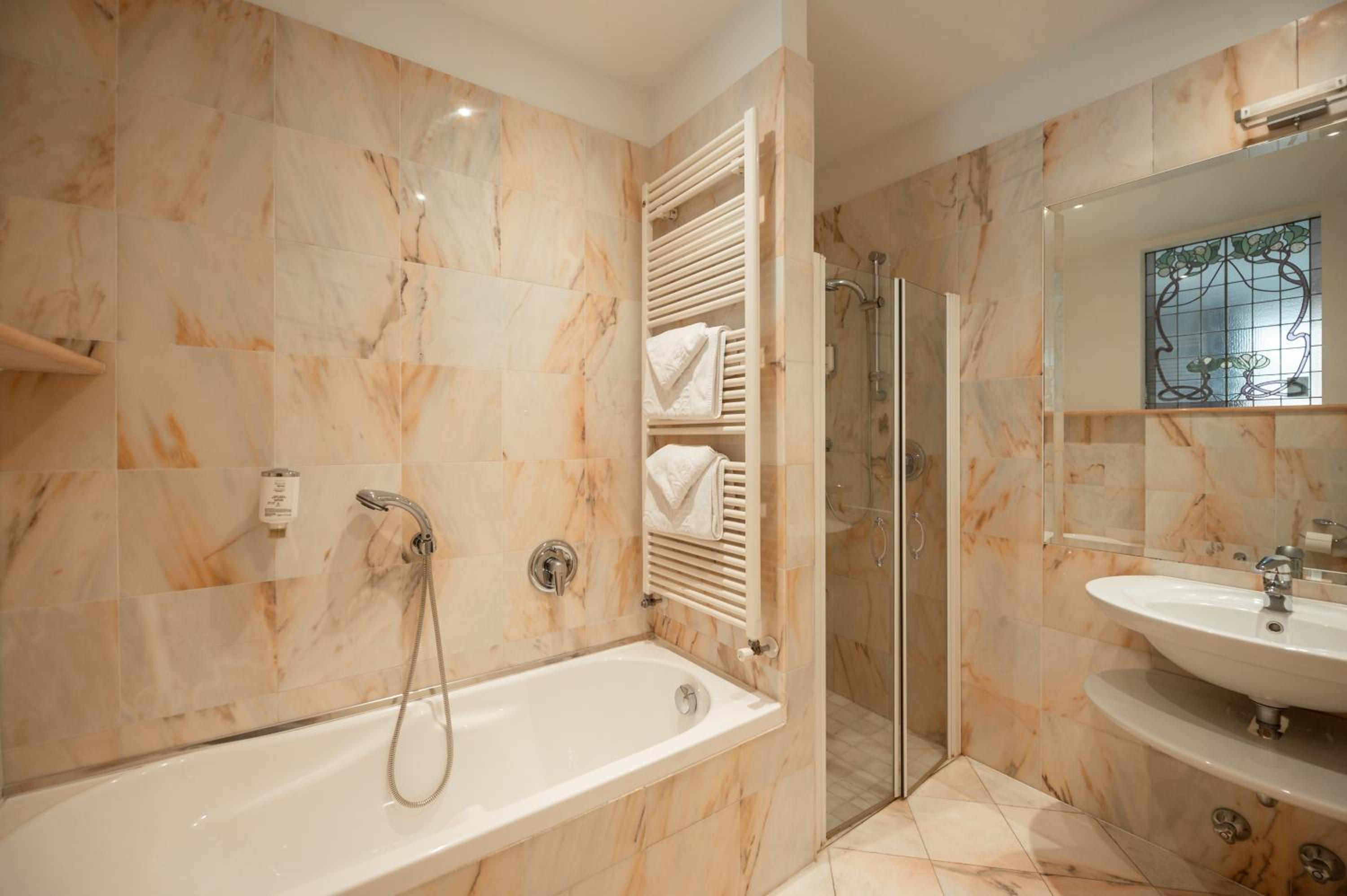 Junior Suite - Photo 2