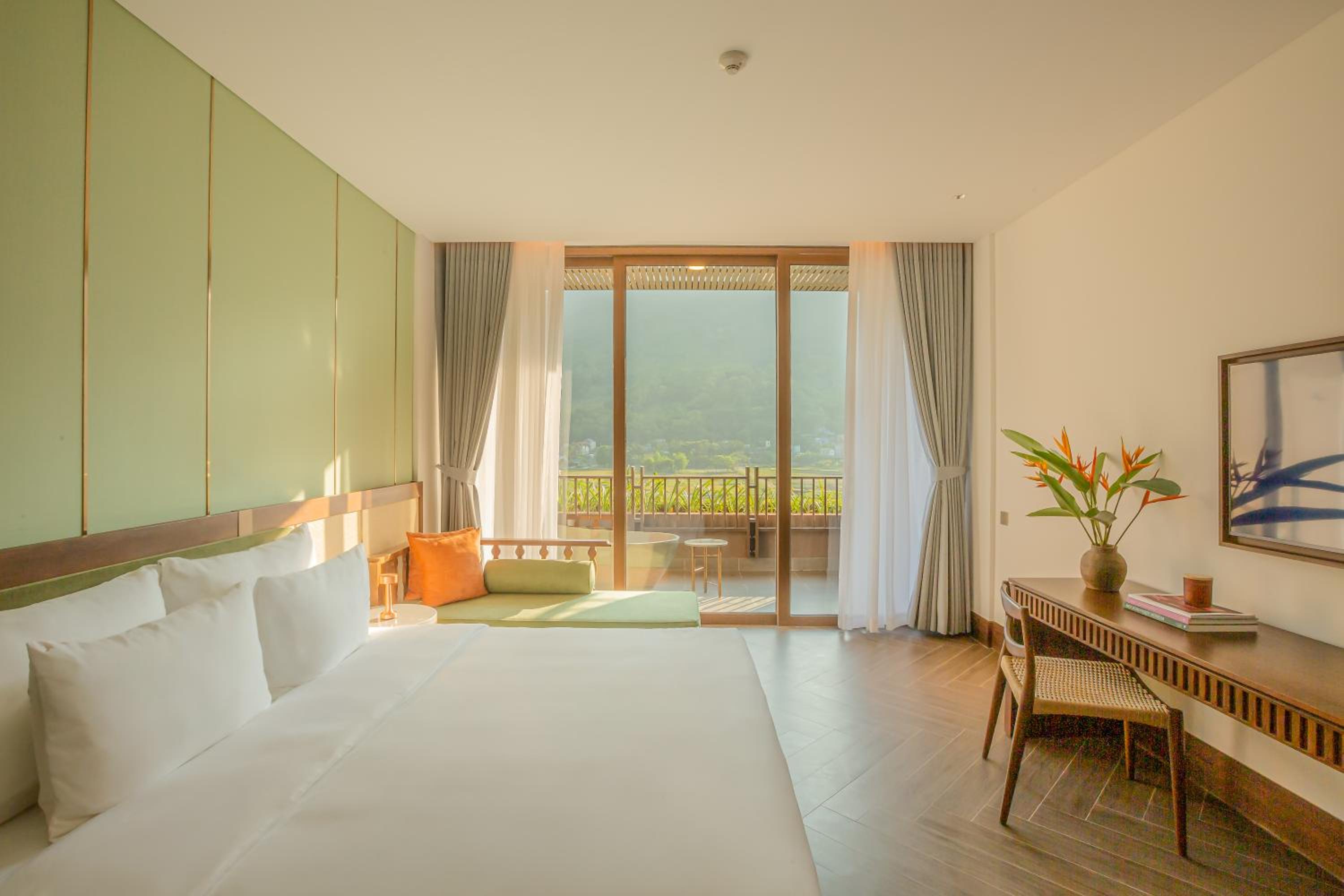 Executive Double Room with Mountain View - Photo 1