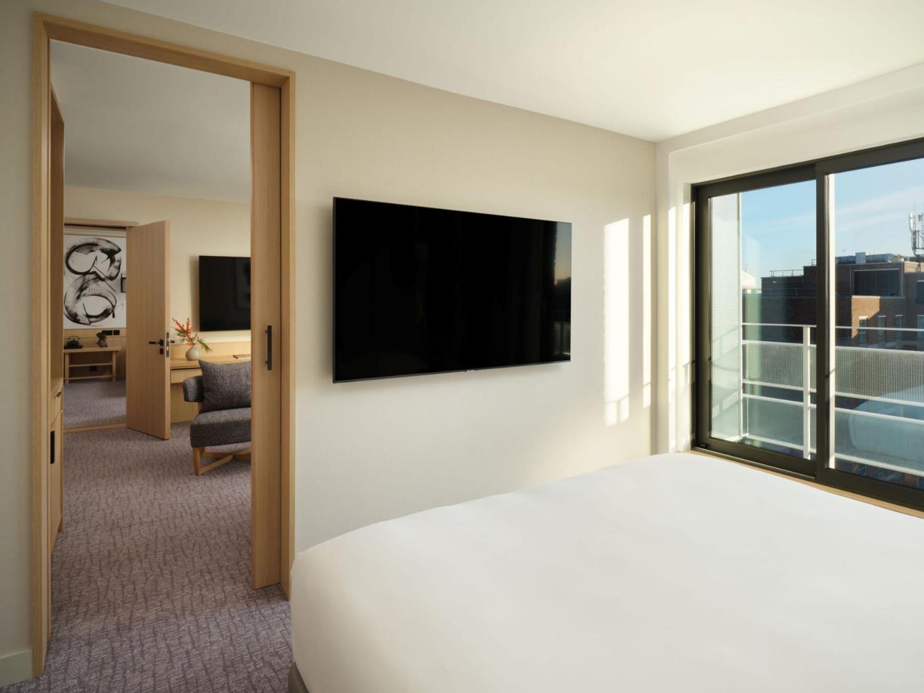 Two-Bedroom Suite photo 1