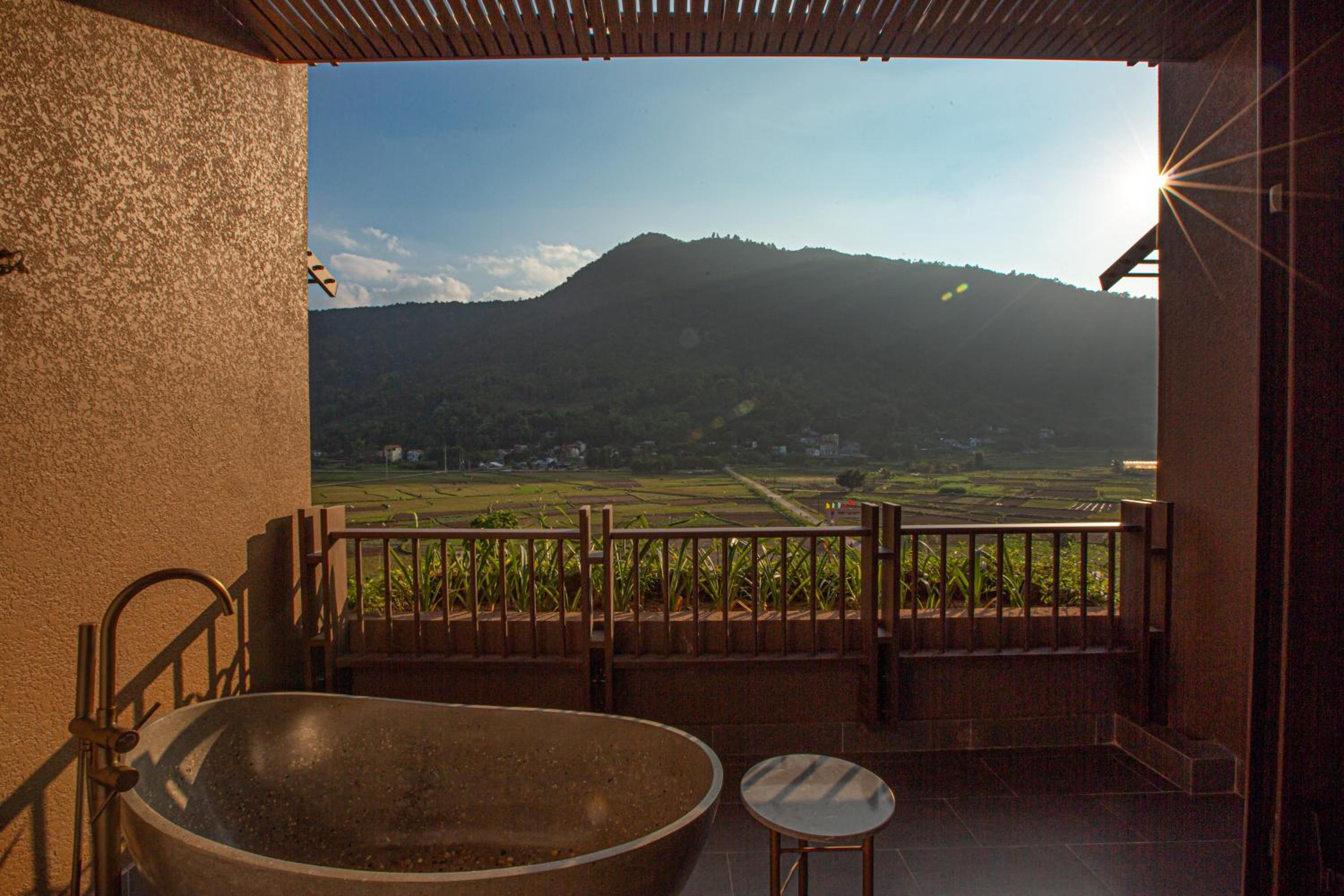Executive Twin Room with Mountain View - Photo 3