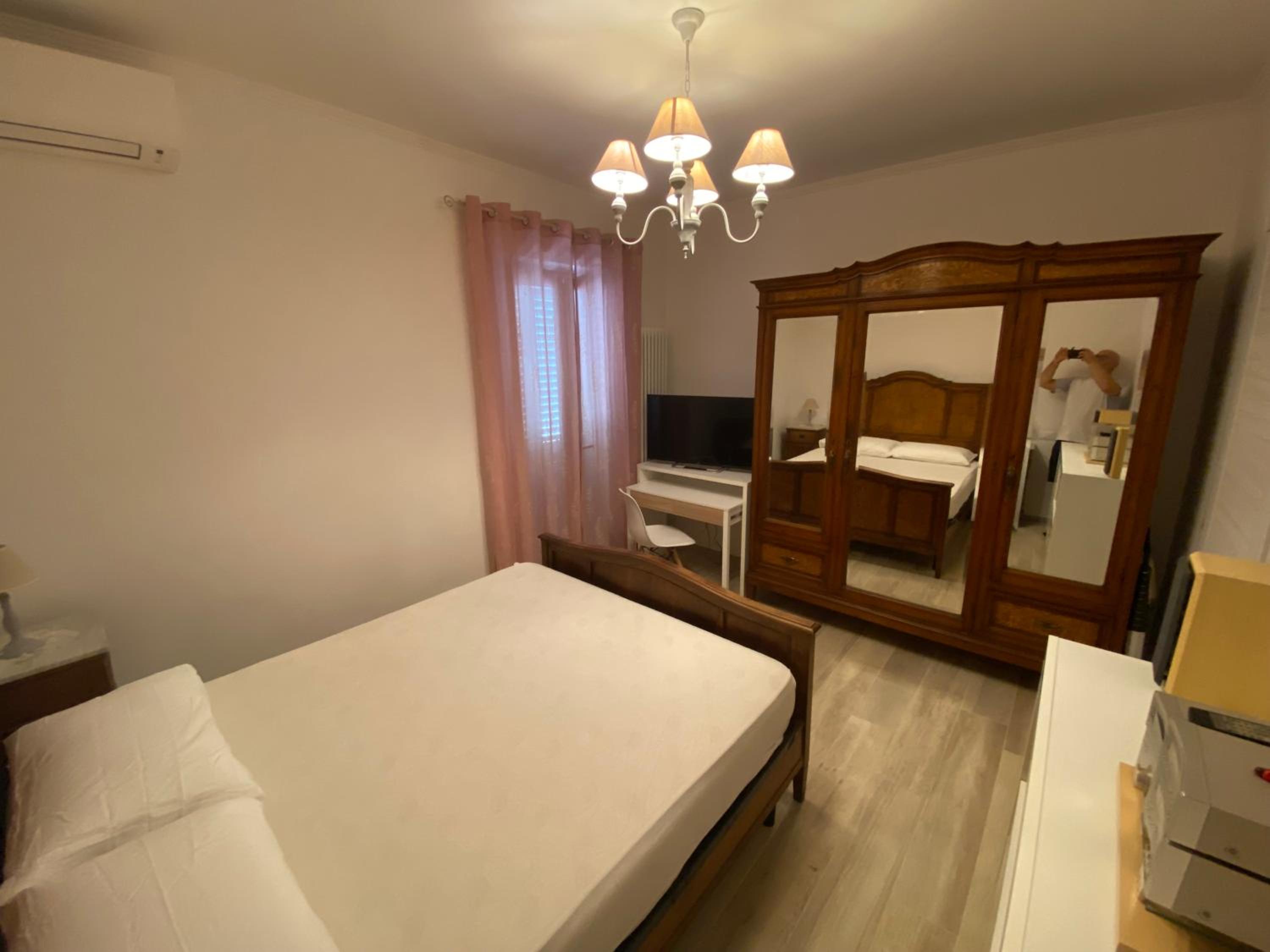 Two-Bedroom House photo 3