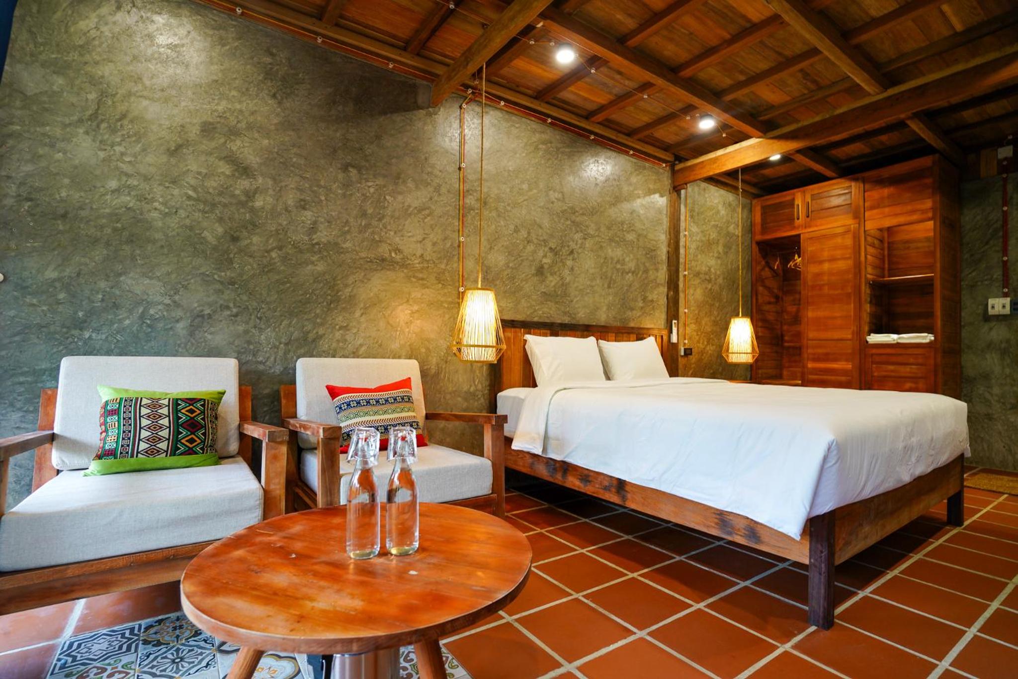 King Room with Balcony photo 3