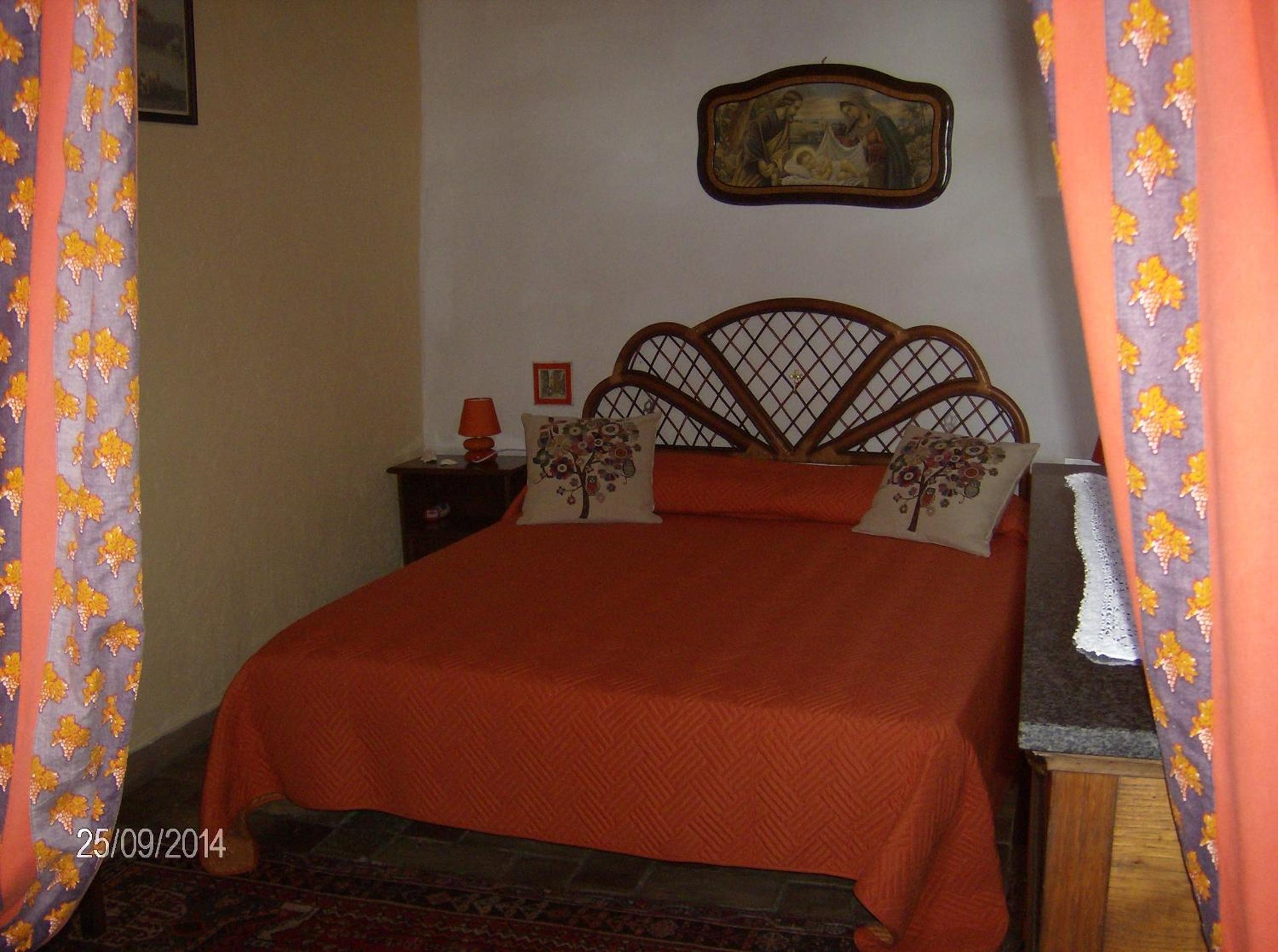 Two-Bedroom House - Photo 1