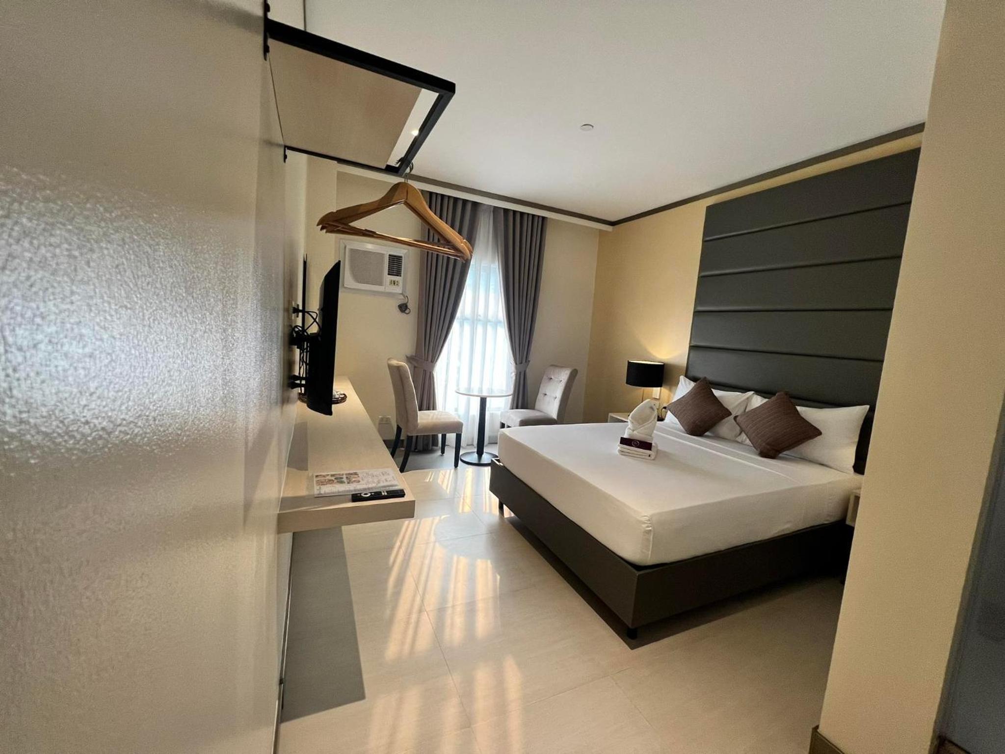 Deluxe Double Room - Photo 1