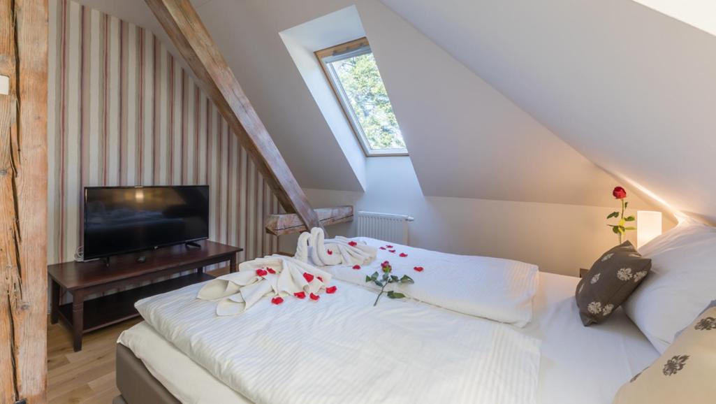 Superior Quadruple Room photo 2