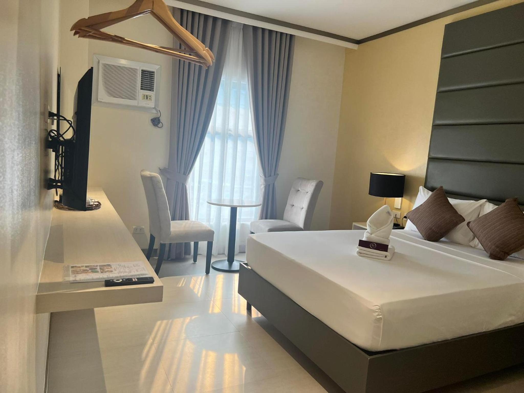 Deluxe Double Room - Photo 2