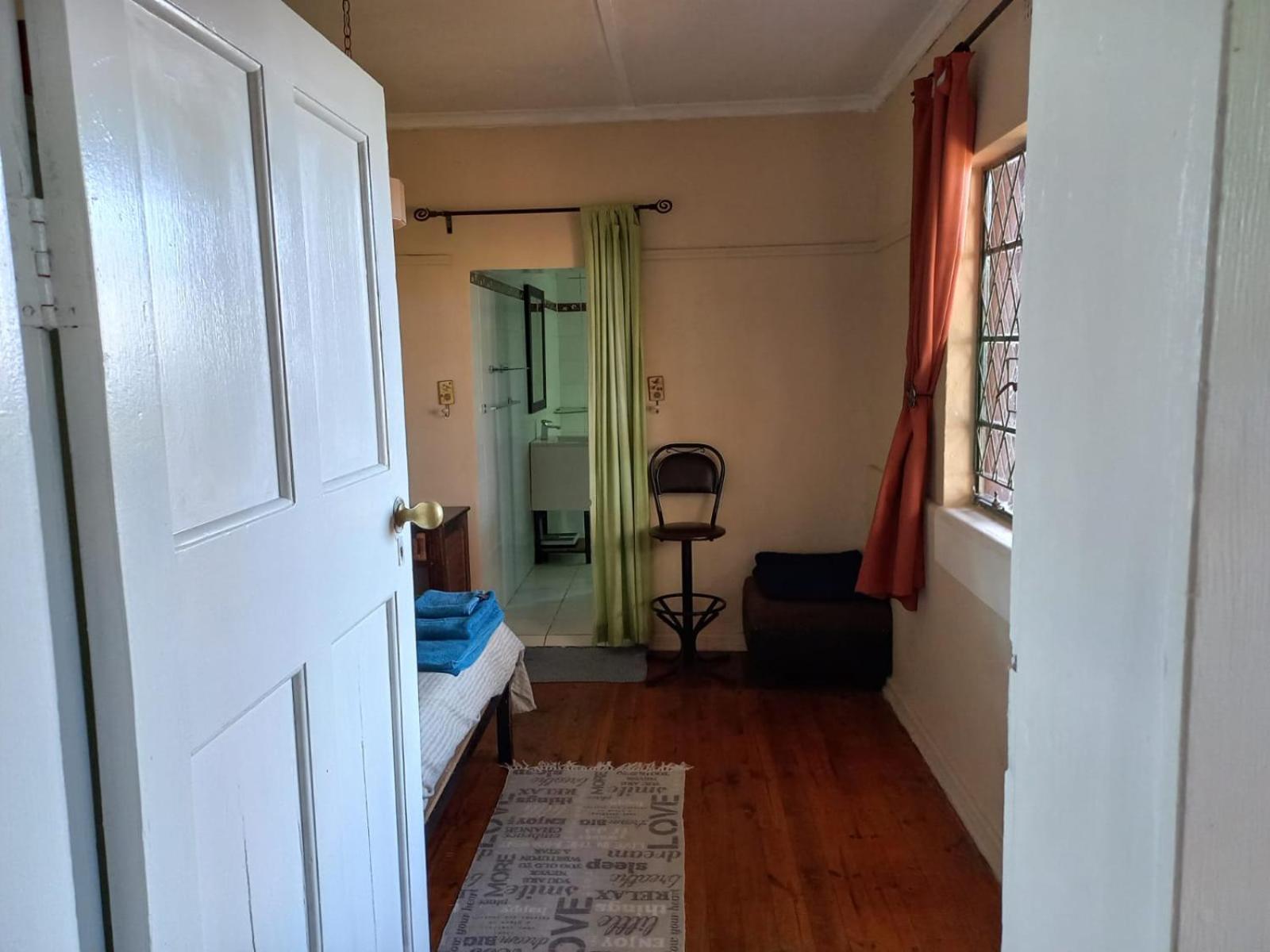 Triple Room With Private Bathroom photo 1