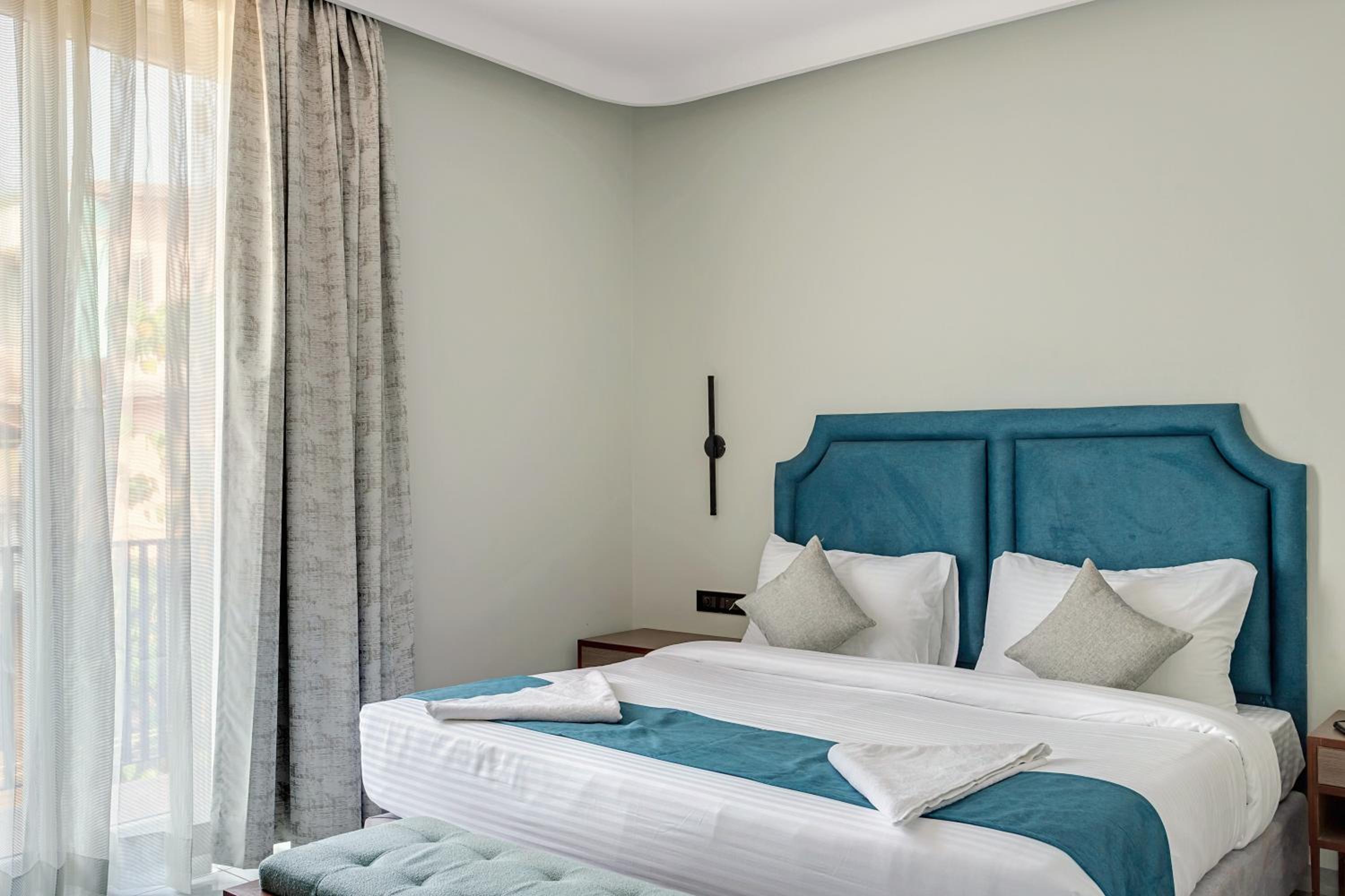 Deluxe Double Room - Photo 4
