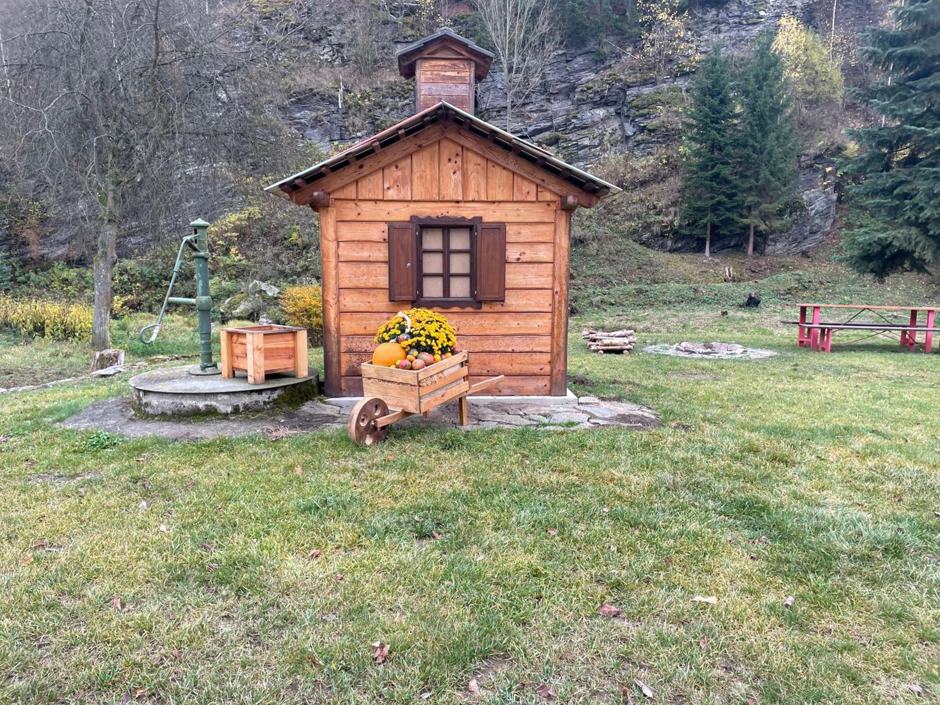 Two-Bedroom House - Photo 31