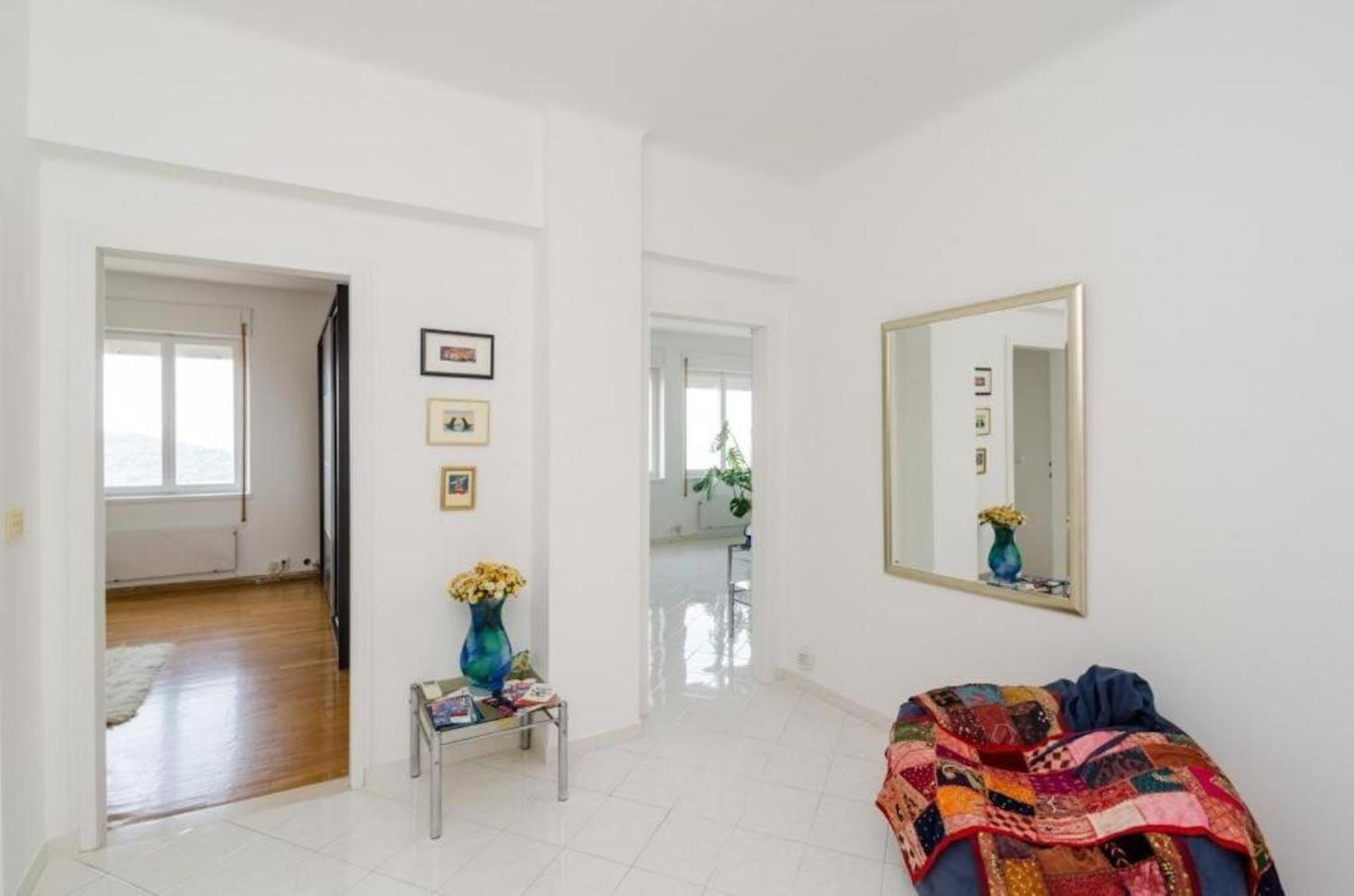 Three Bedroom Apartment with Sea View