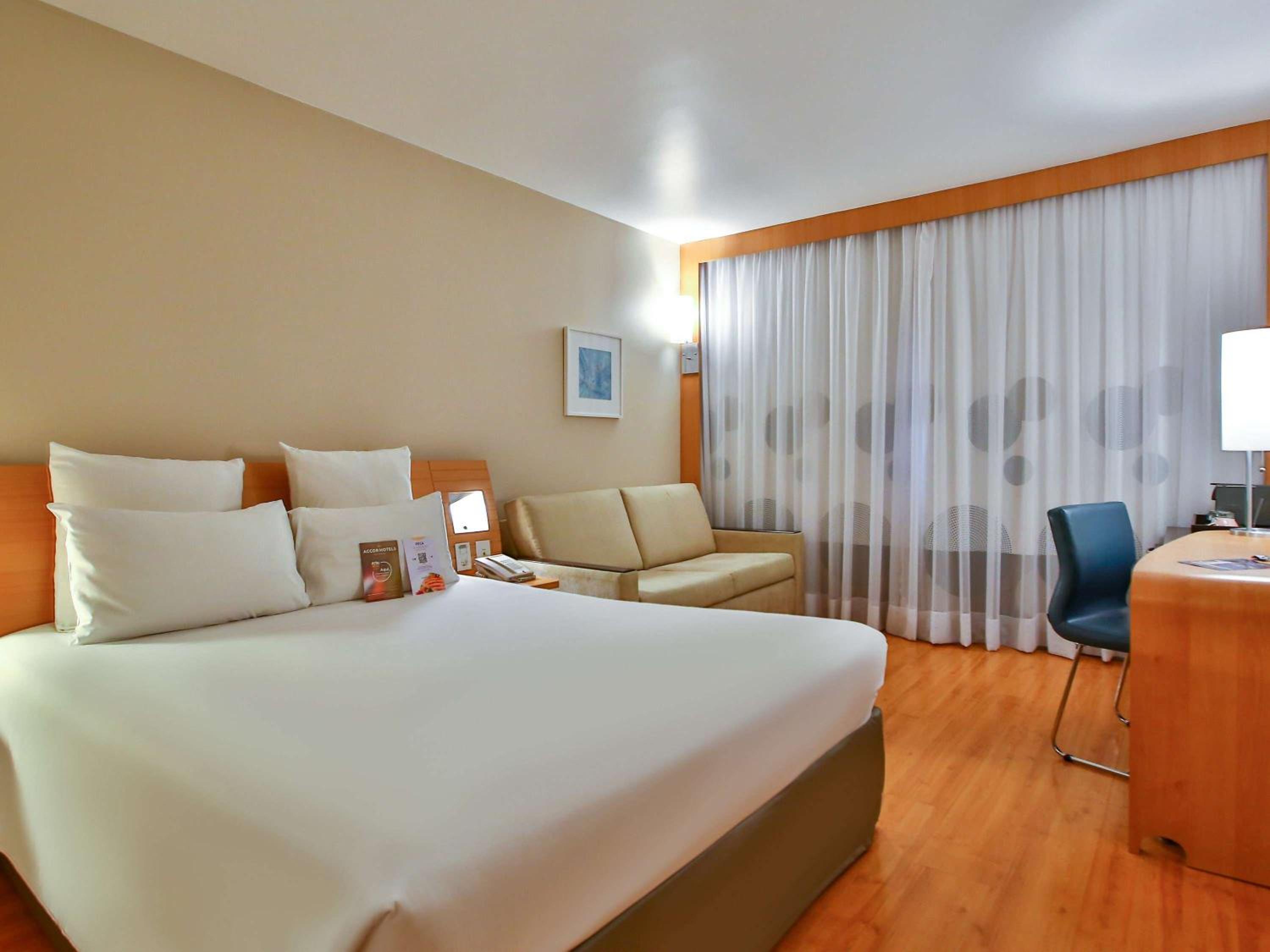 Superior Double Room with Sofa - Photo 1