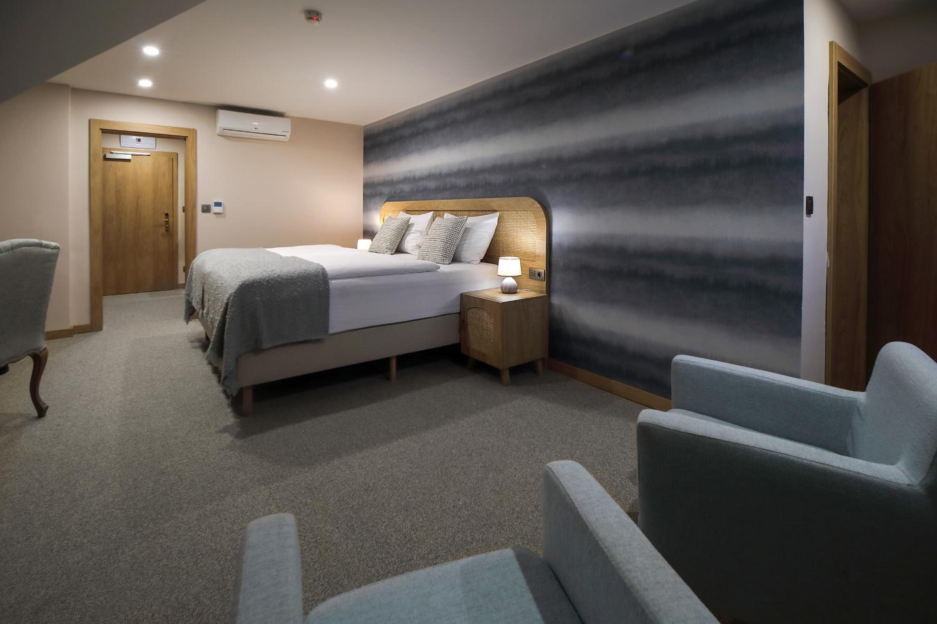 Standard Double Room - Photo 1