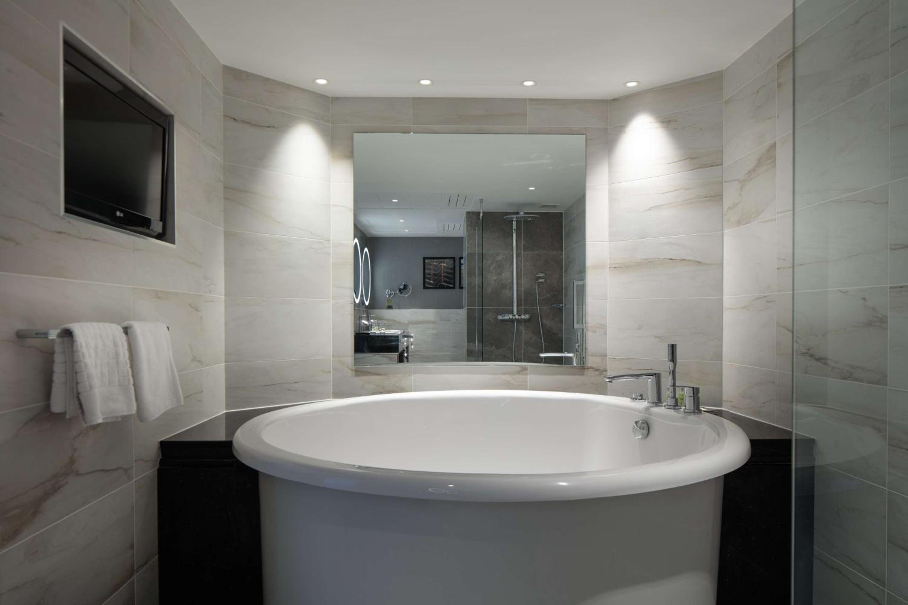 King Executive Suite - Photo 4