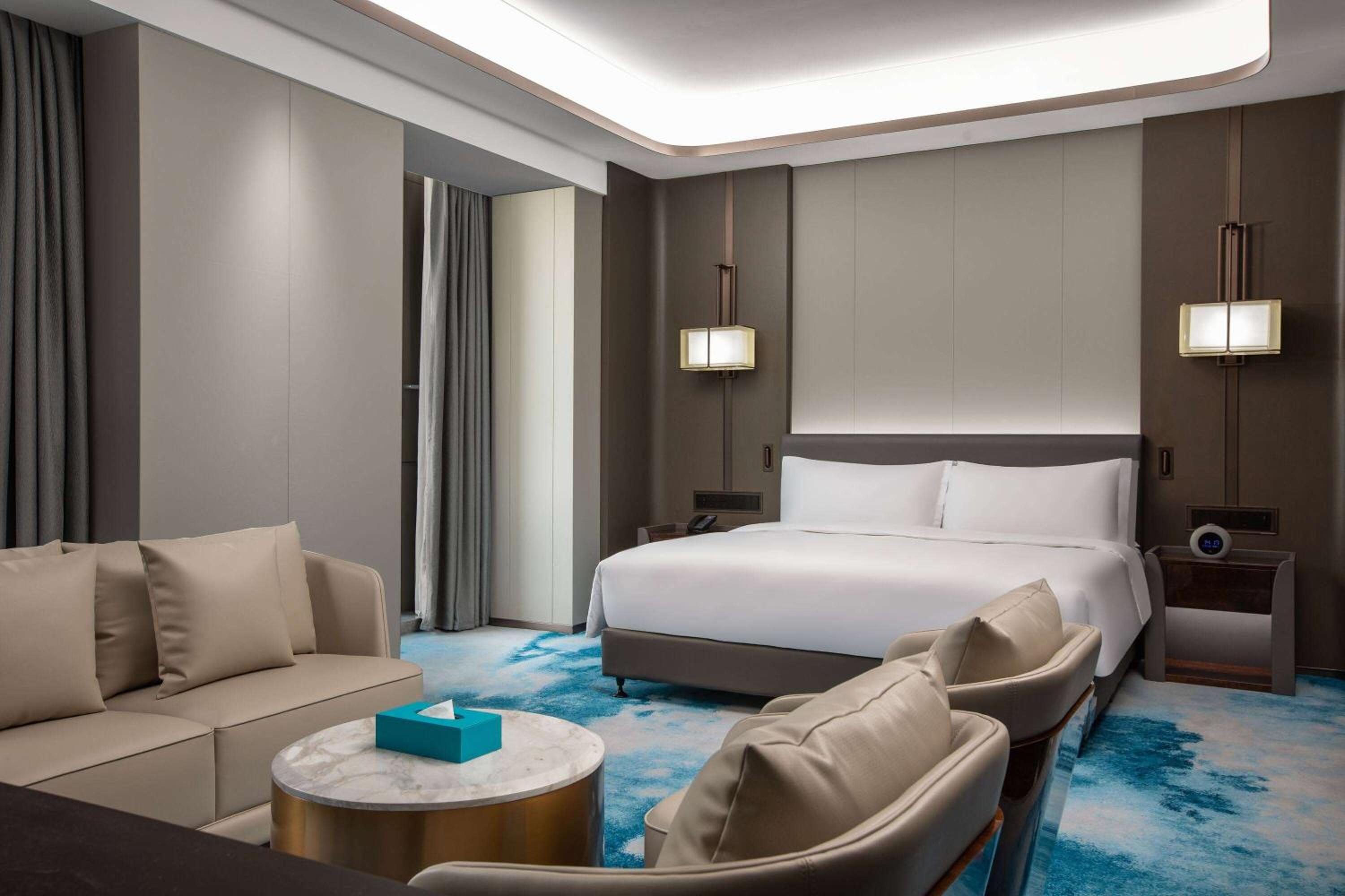 Accessible  1 King Bed Room