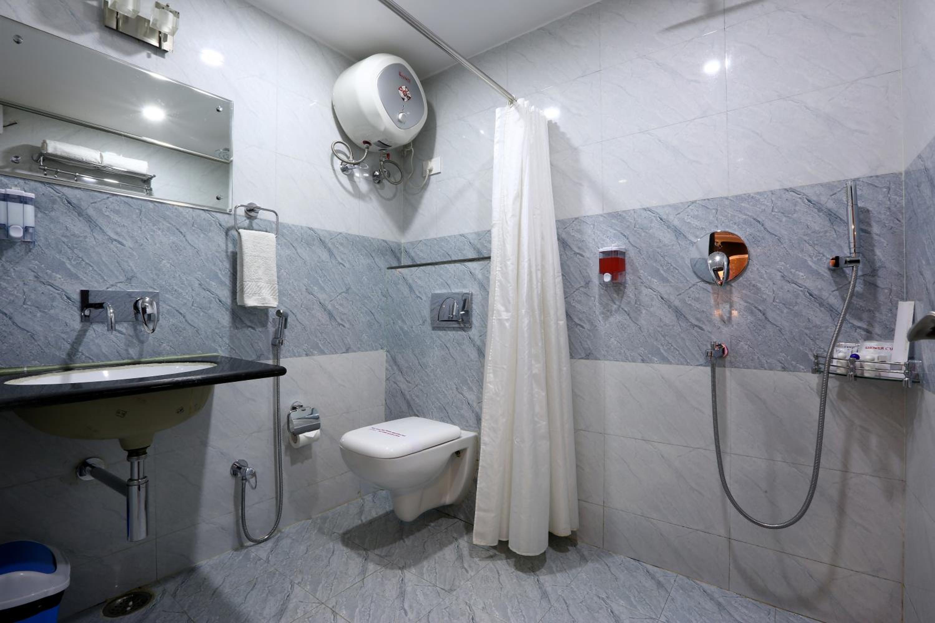 Deluxe Double Room photo 2