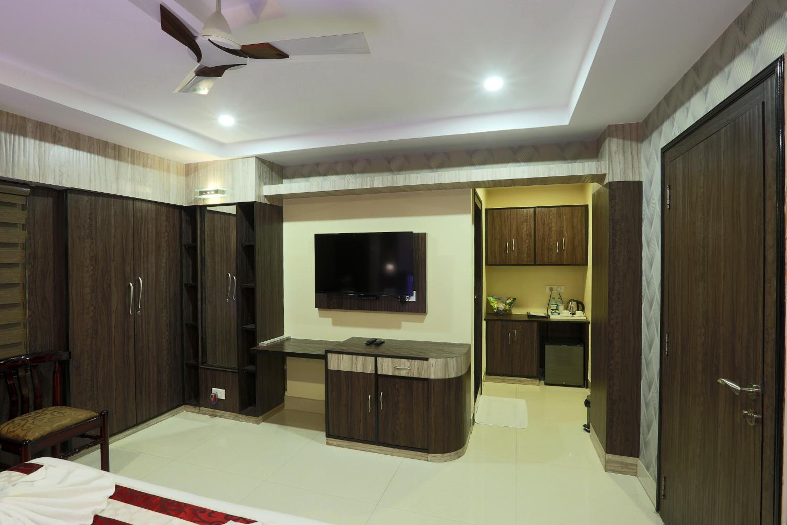 Deluxe Suite photo 2
