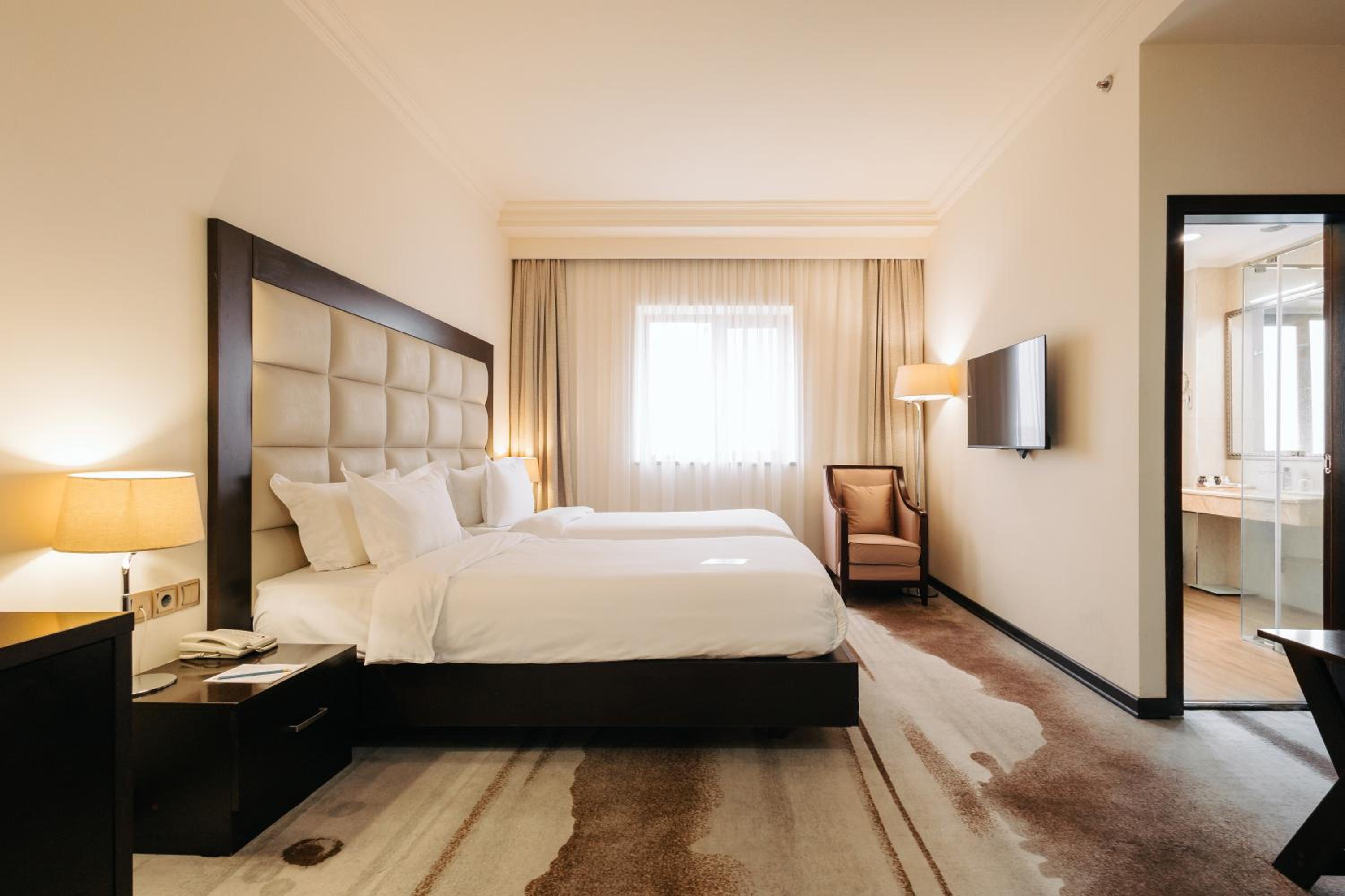 Standard Twin Room photo 2