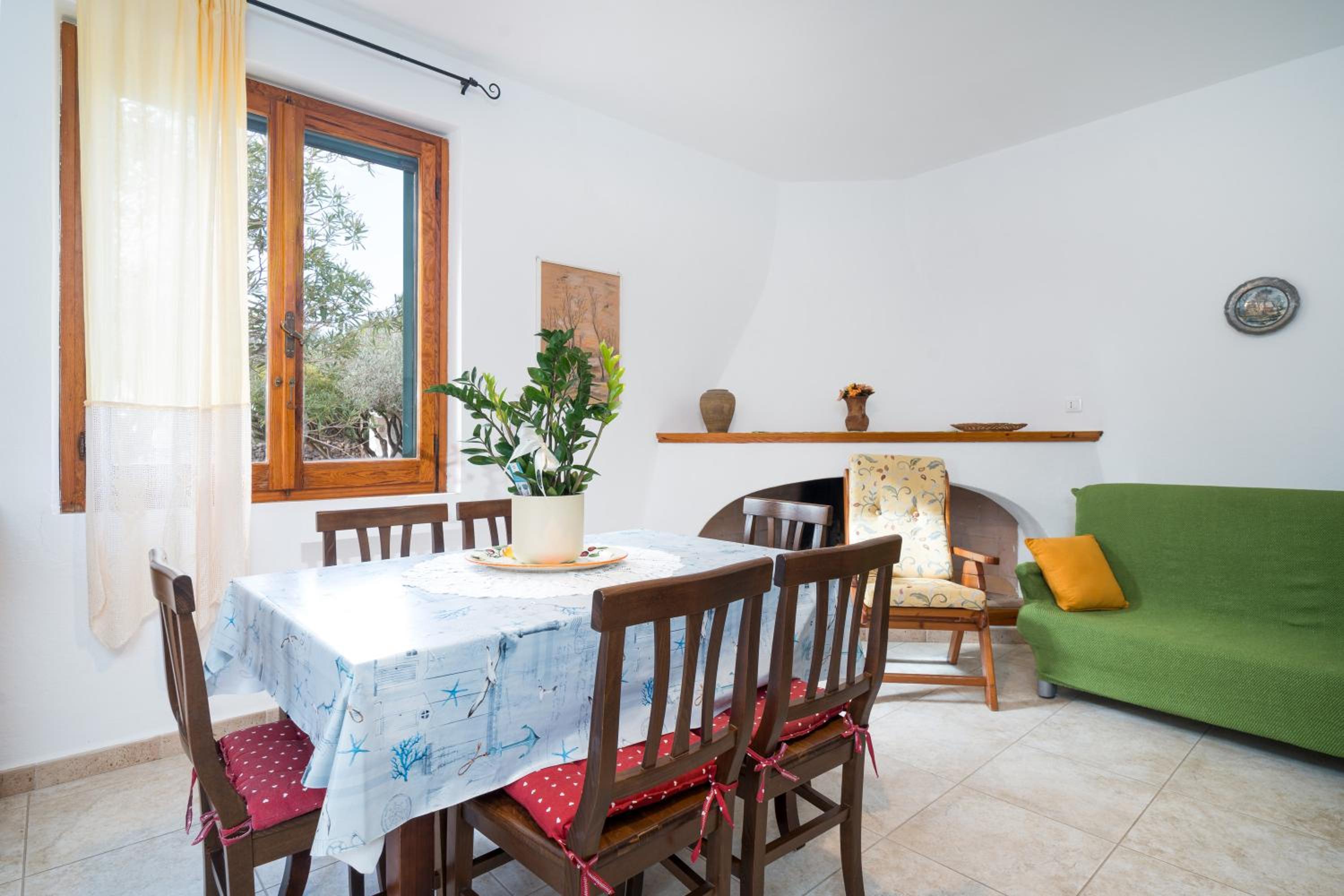 Two-Bedroom House photo 2