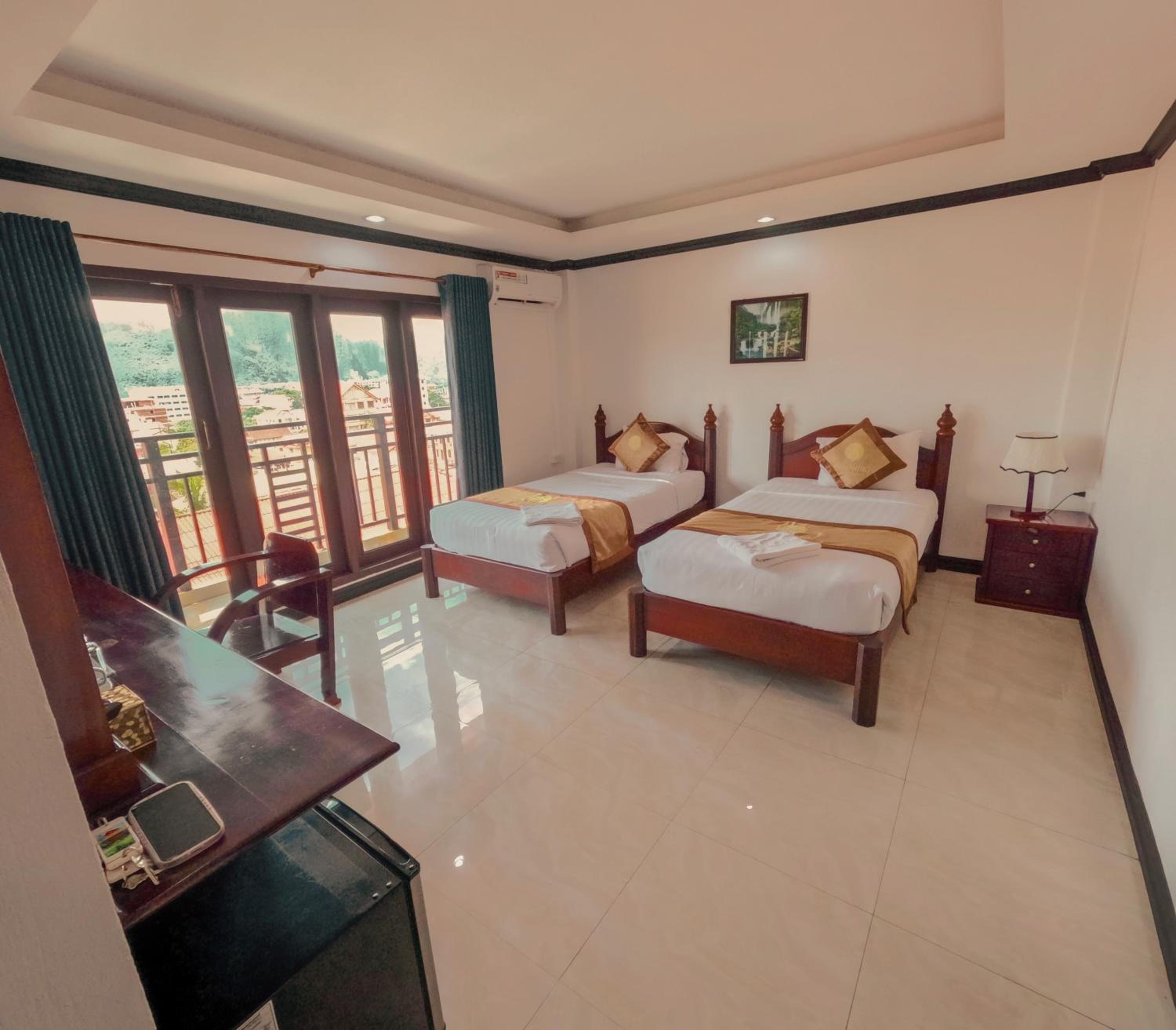 Twin Room with Mountain View photo 2