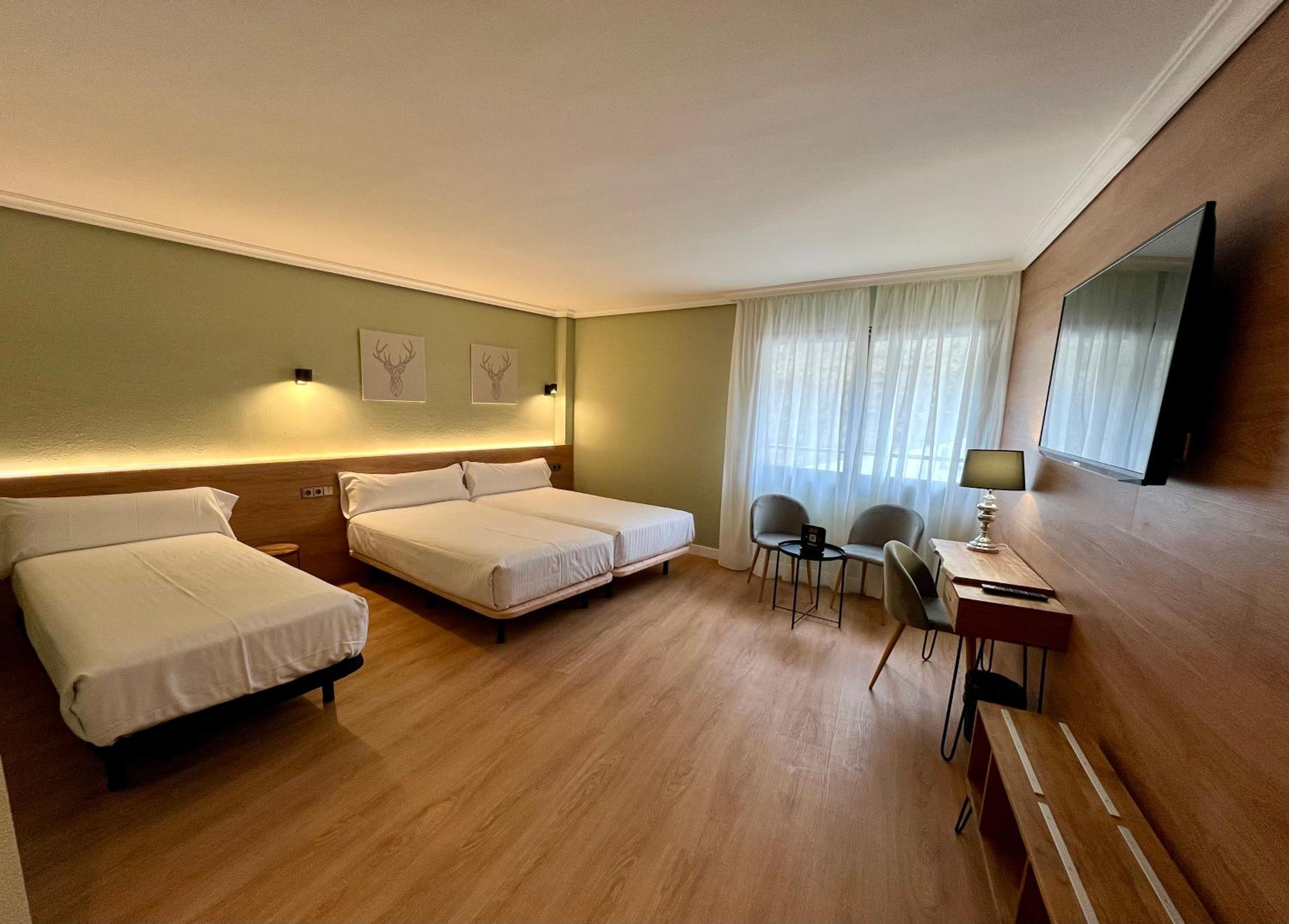 Deluxe Triple Room photo 1