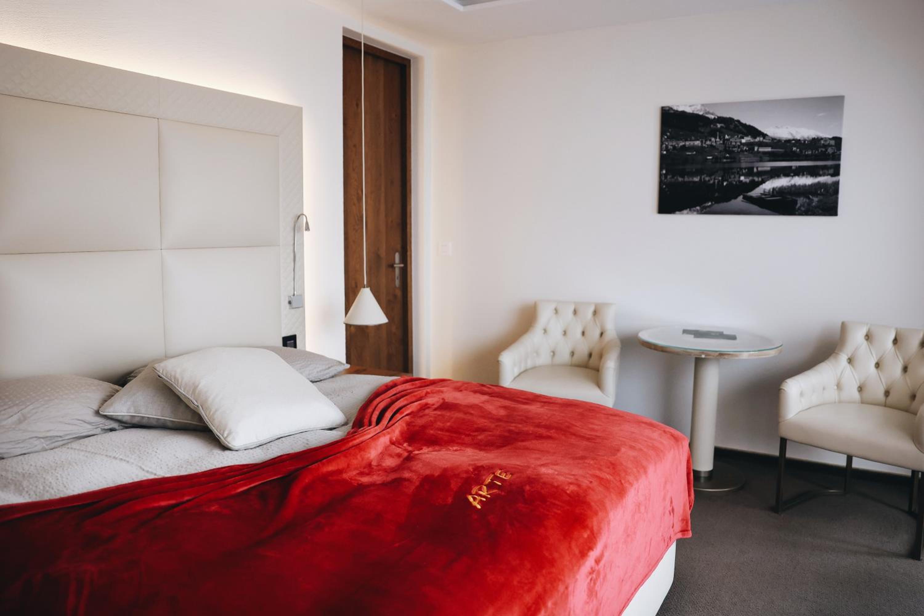 Junior Suite with Balcony photo 1